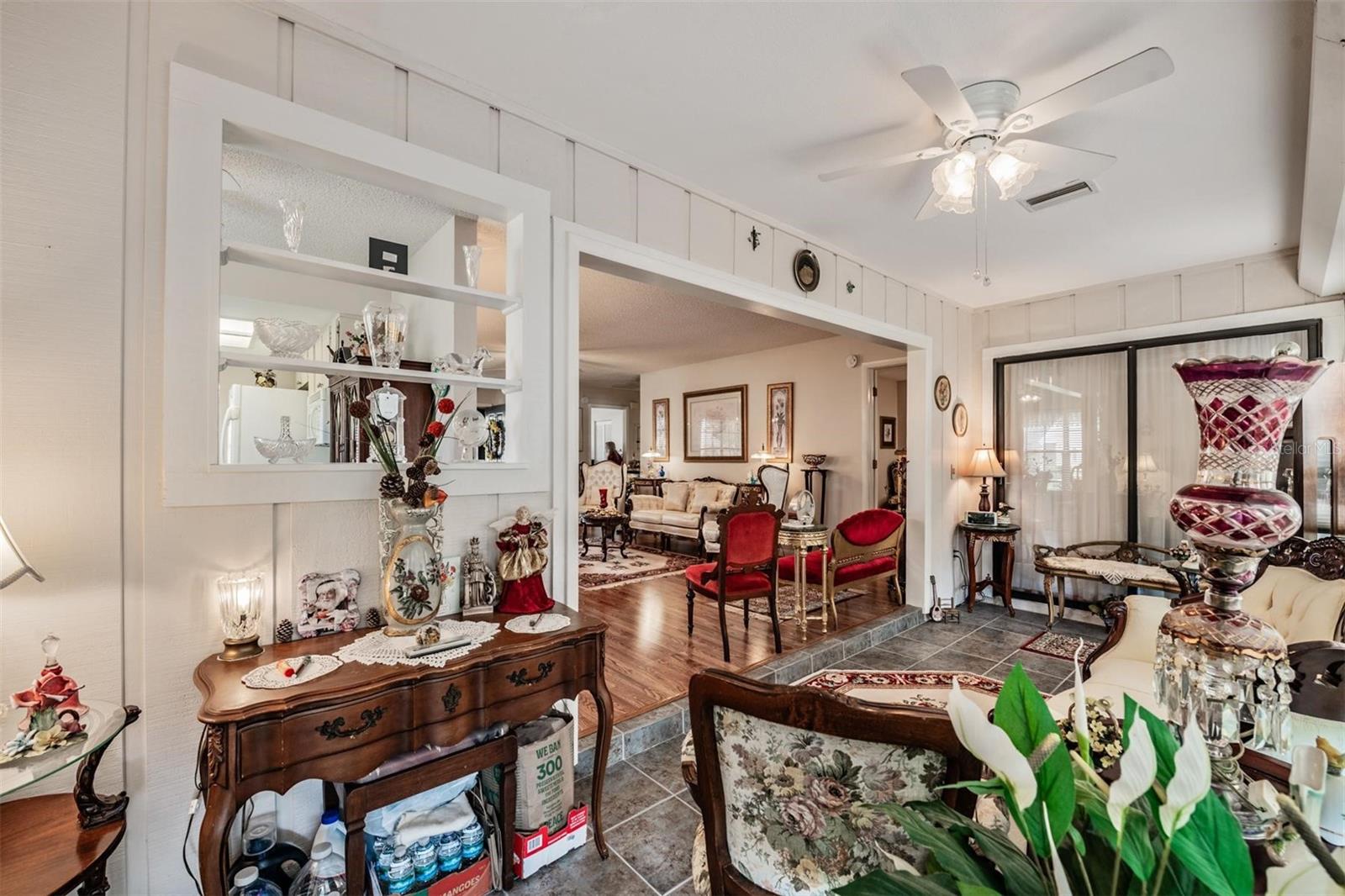 Image 11 of 41 For 9302 Trowbridge Court