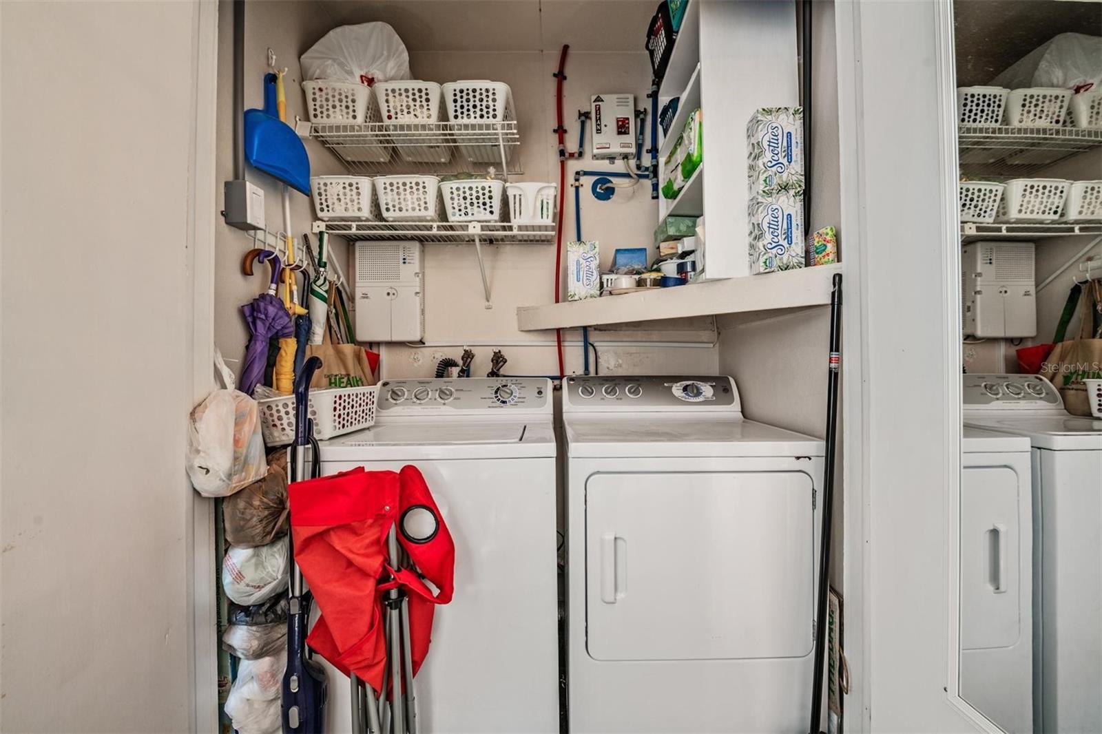 Image 14 of 41 For 9302 Trowbridge Court