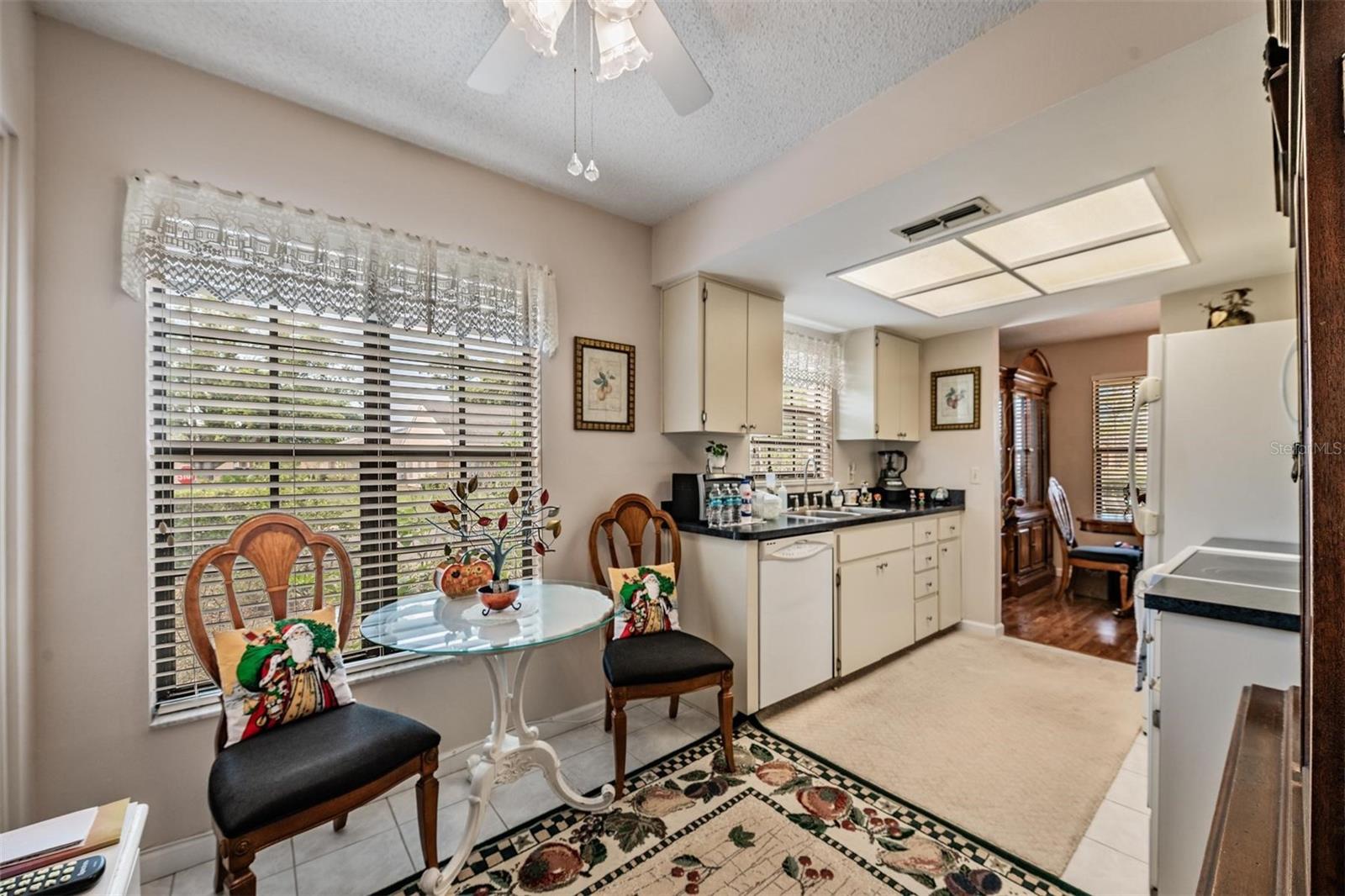 Image 15 of 41 For 9302 Trowbridge Court