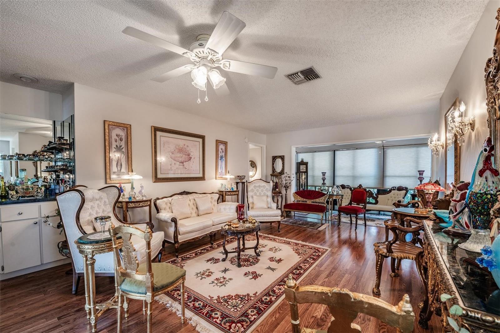 Image 9 of 41 For 9302 Trowbridge Court