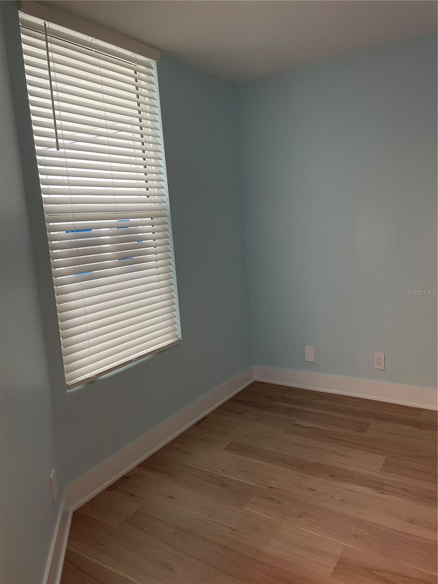 Image 4 of 36 For 5277 Isla Key Boulevard S 321