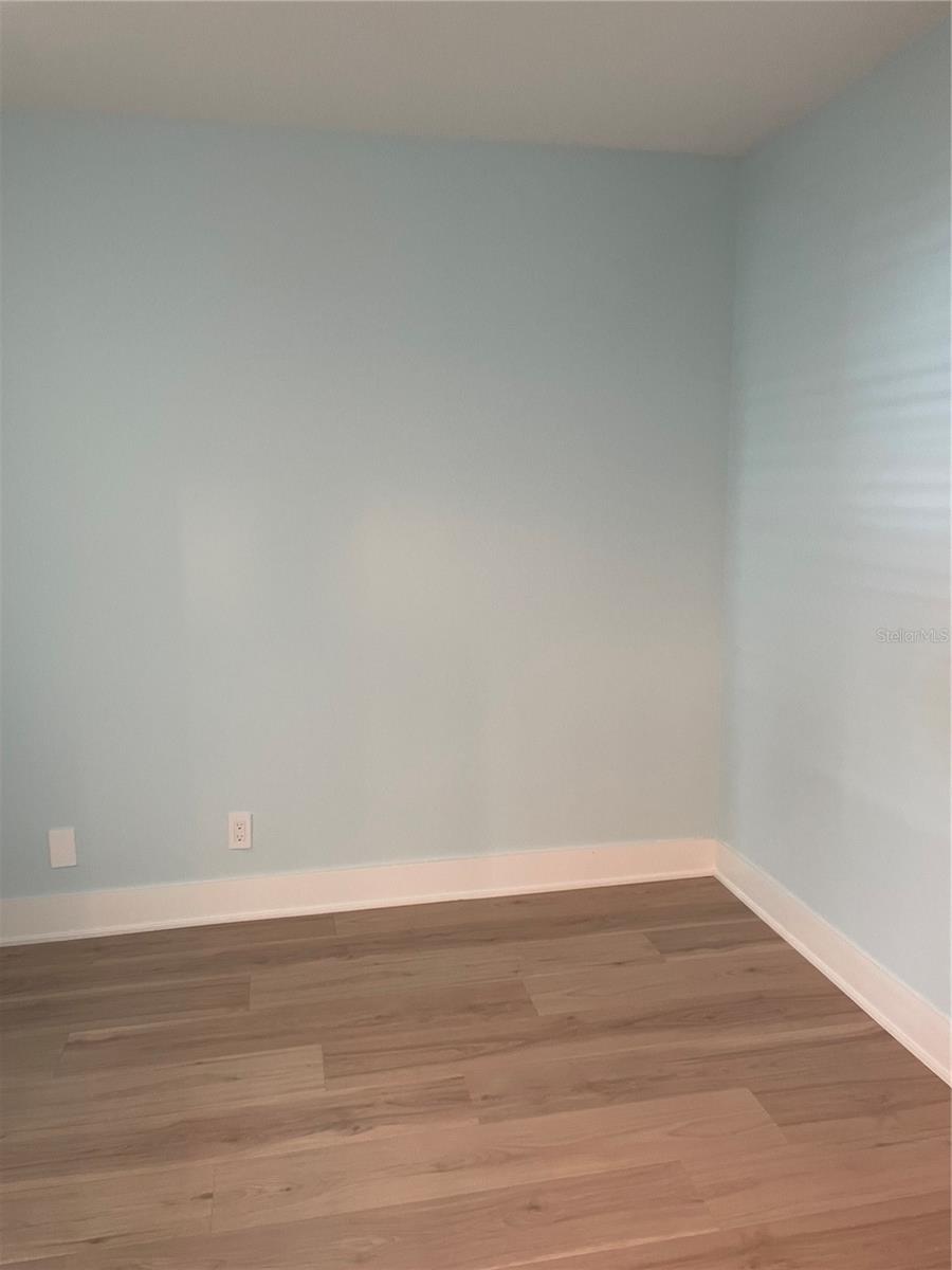 Image 5 of 36 For 5277 Isla Key Boulevard S 321