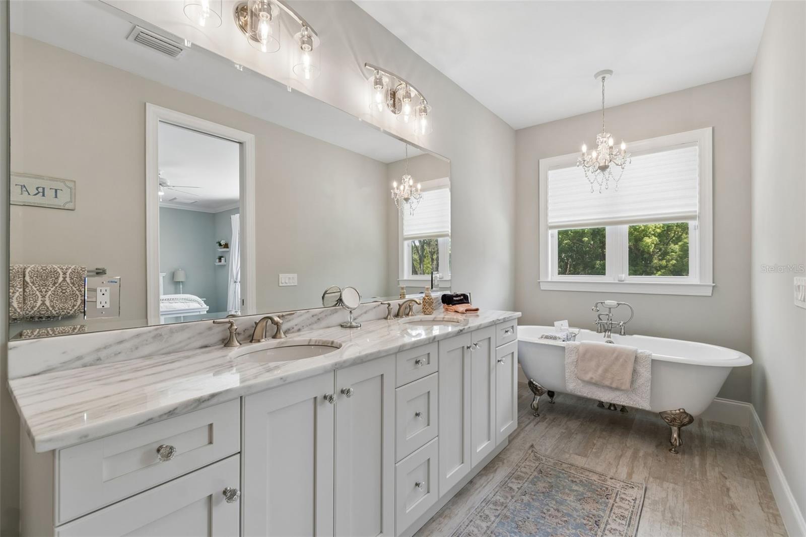 Image 61 of 100 For 17001 Midas Lane