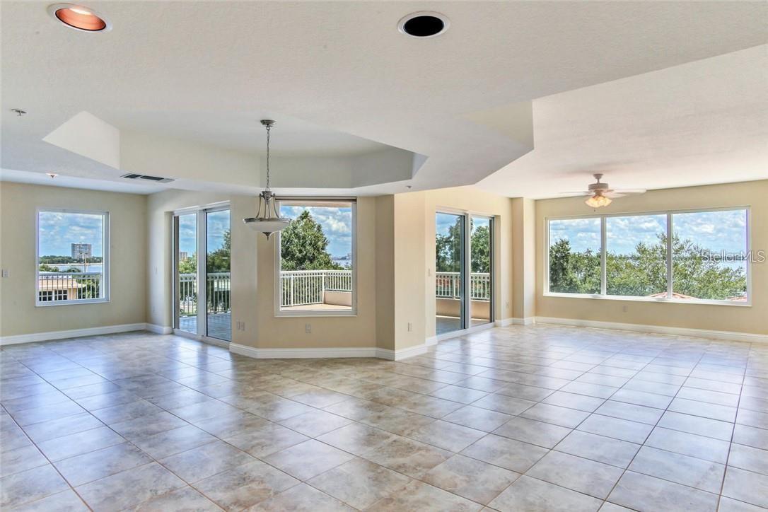 Image 29 of 35 For 3507 Bayshore Boulevard 303