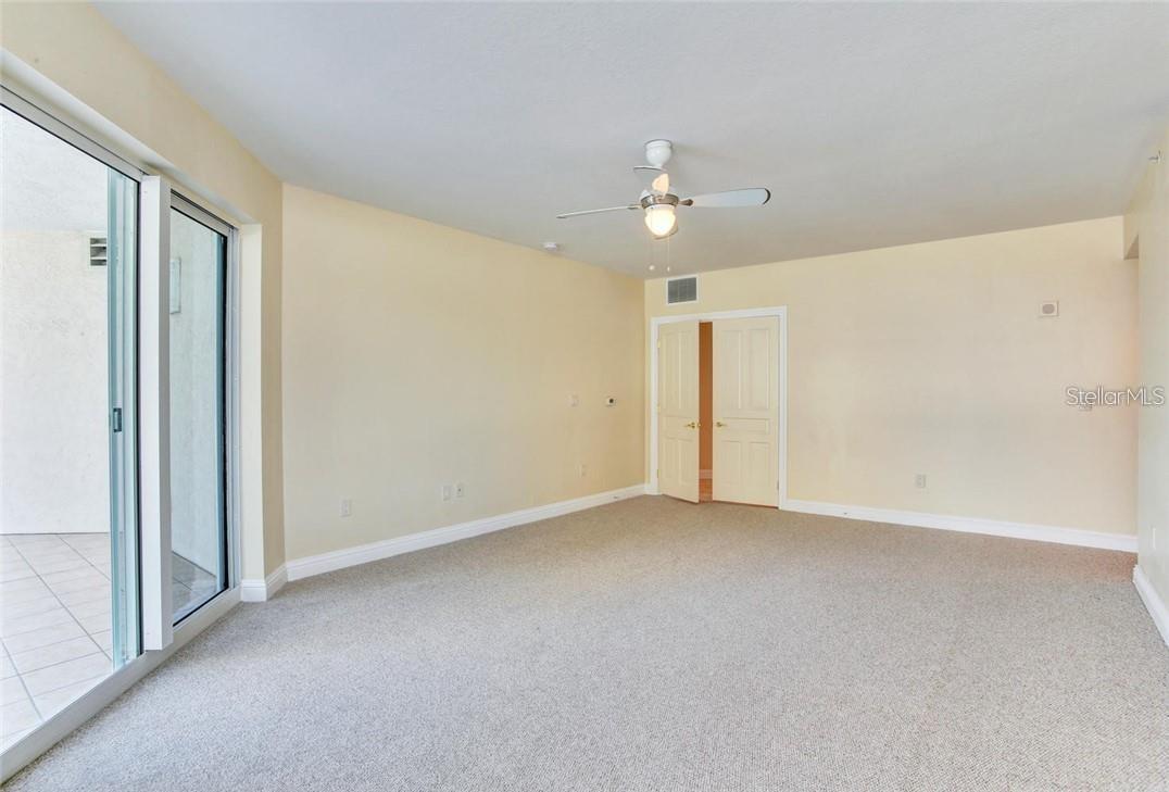 Image 32 of 35 For 3507 Bayshore Boulevard 303