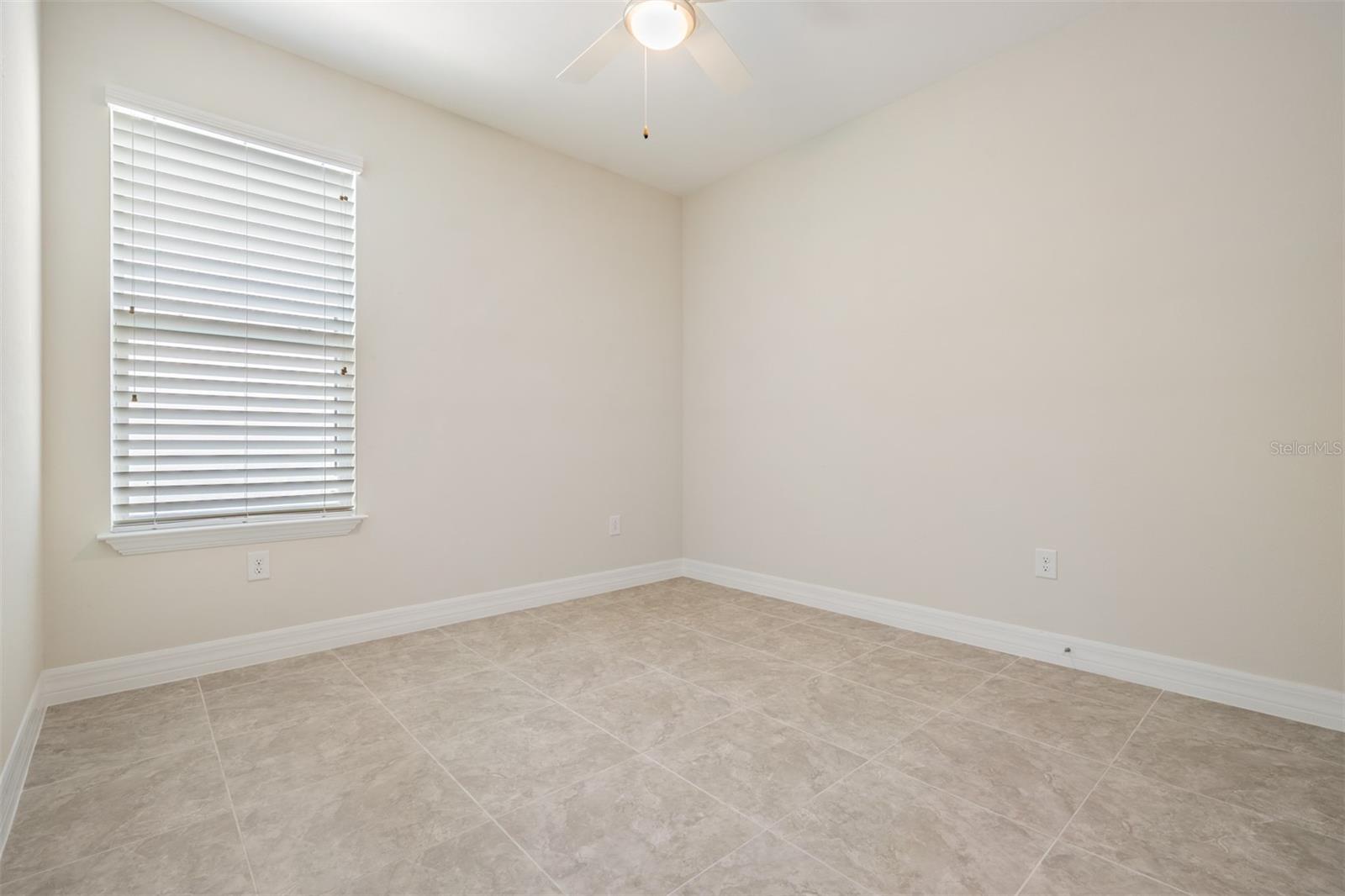 Image 31 of 61 For 4557 Vermillion Sky Drive