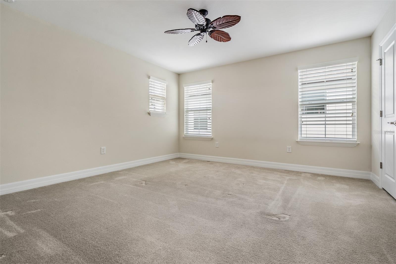 Image 36 of 61 For 4557 Vermillion Sky Drive