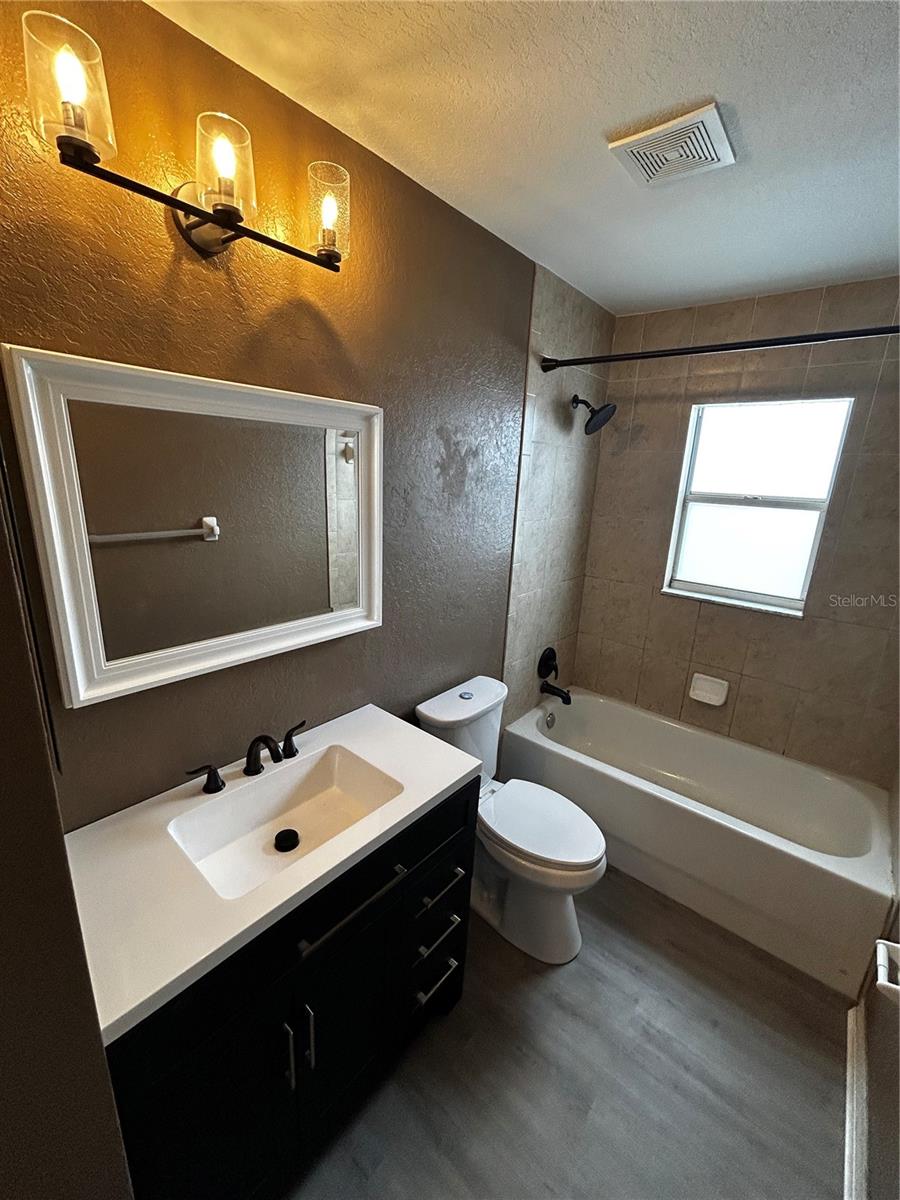 Image 28 of 38 For 5815 Mockingbird Drive