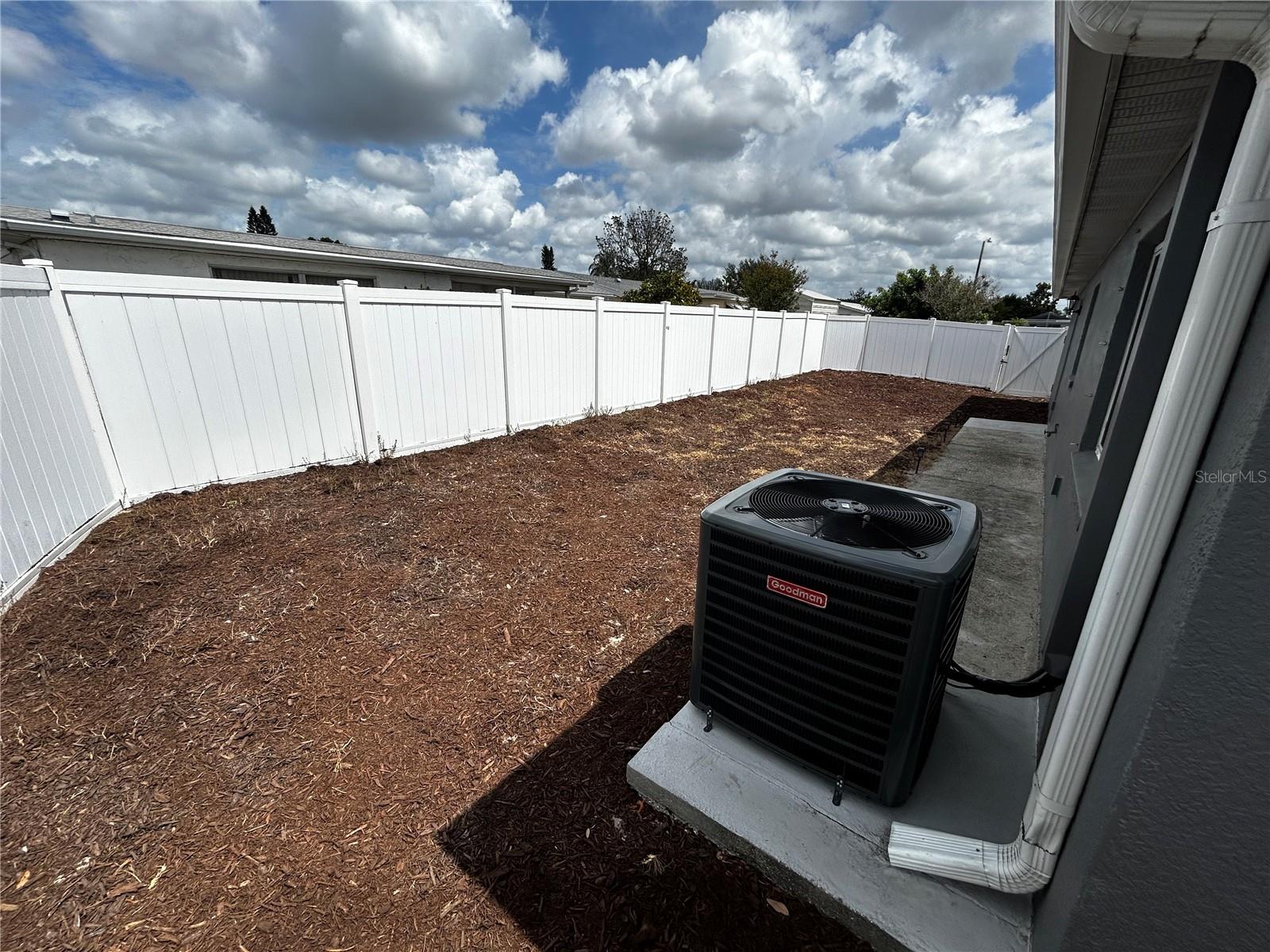 Image 34 of 38 For 5815 Mockingbird Drive