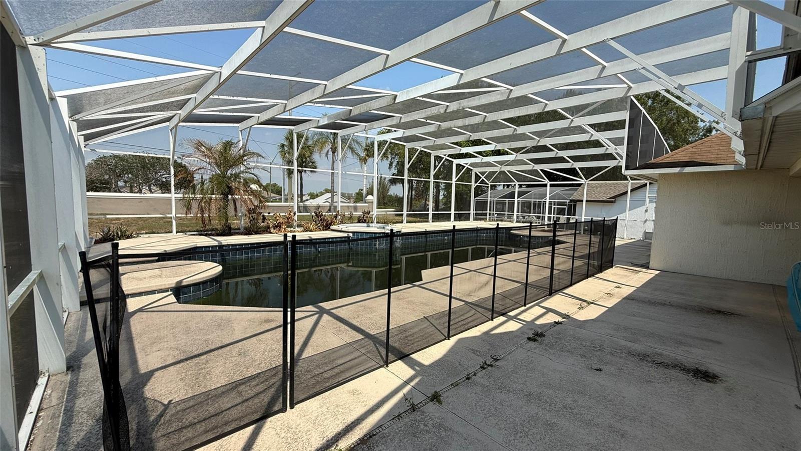 Image 10 of 12 For 5612 Loma Vista Drive W