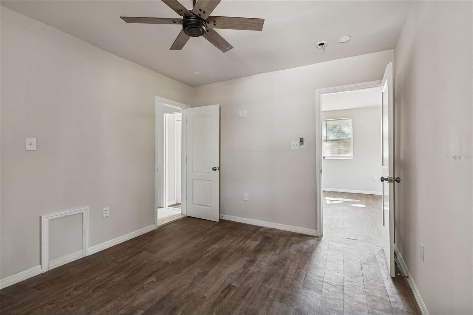 Image 17 of 43 For 1006 26th Avenue 1