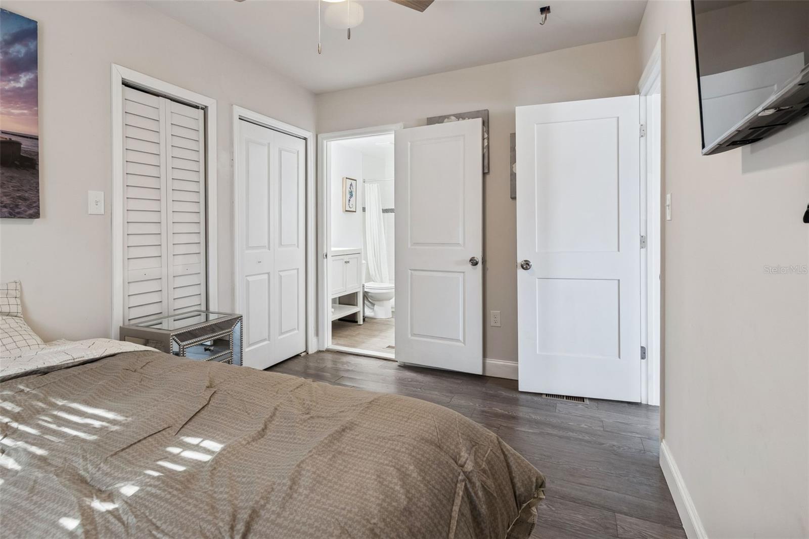 Image 42 of 43 For 1006 26th Avenue 1