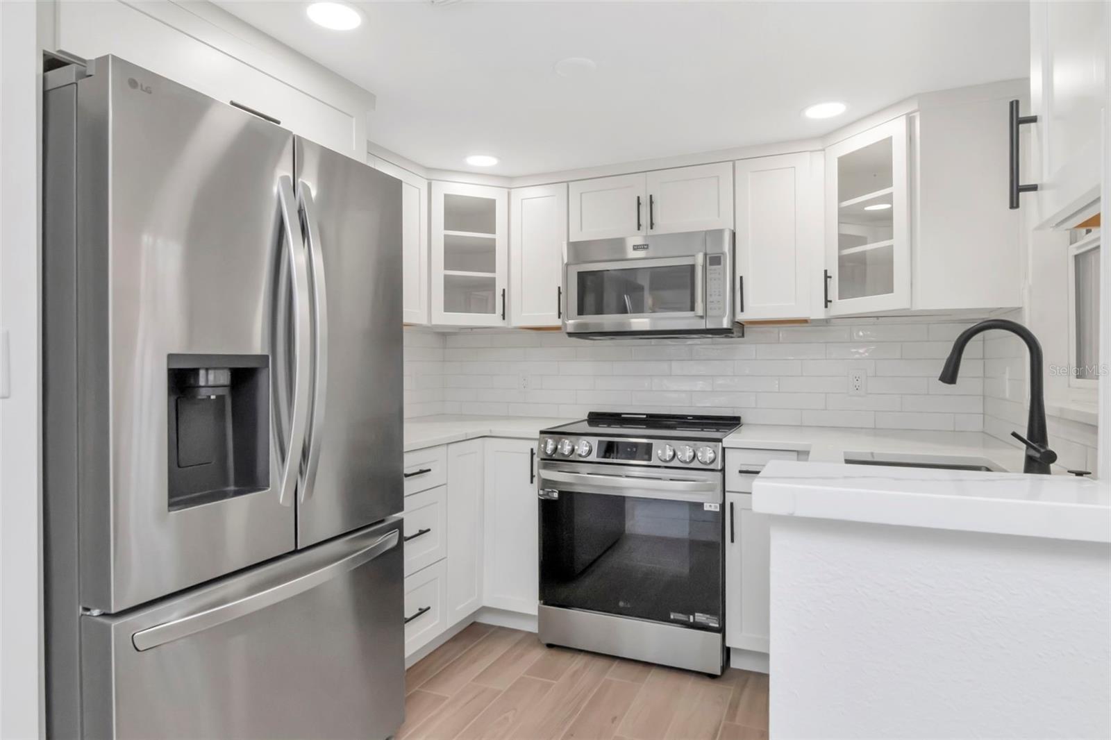 Image 10 of 20 For 3514 Gulf Boulevard 3