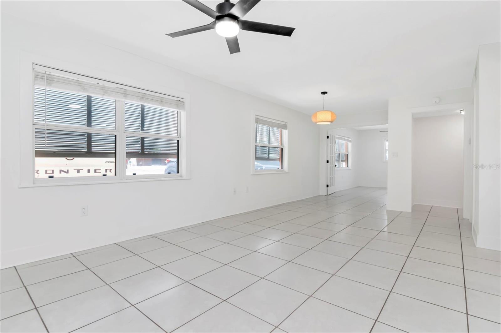 Image 7 of 20 For 3514 Gulf Boulevard 3