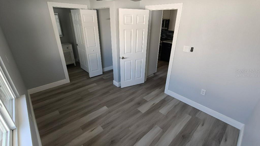 Image 21 of 23 For 2917 Michigan Street