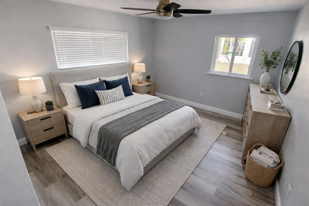 Image 3 of 23 For 2917 Michigan Street