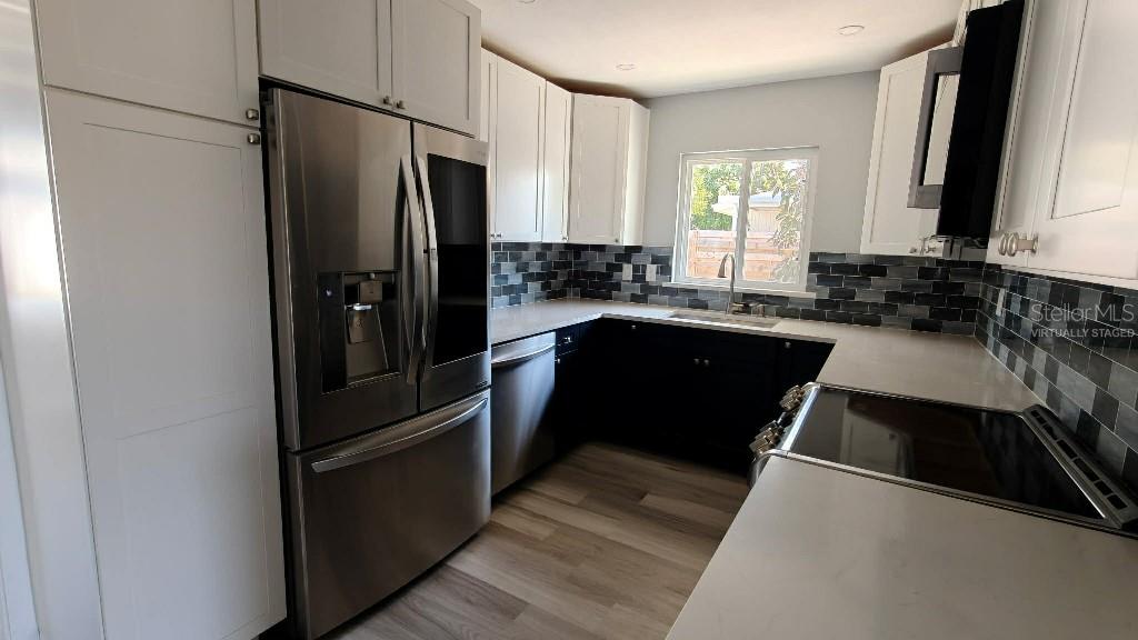 Image 8 of 23 For 2917 Michigan Street