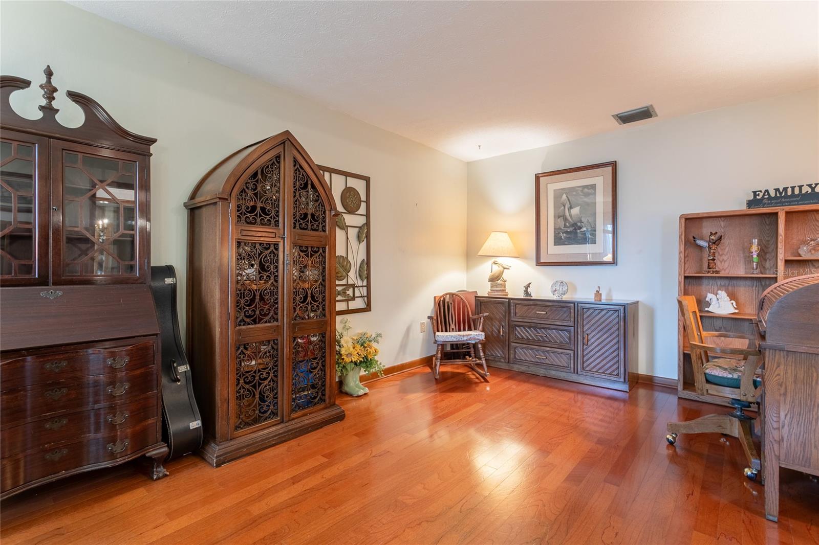 Image 10 of 70 For 6104 Schooner Way