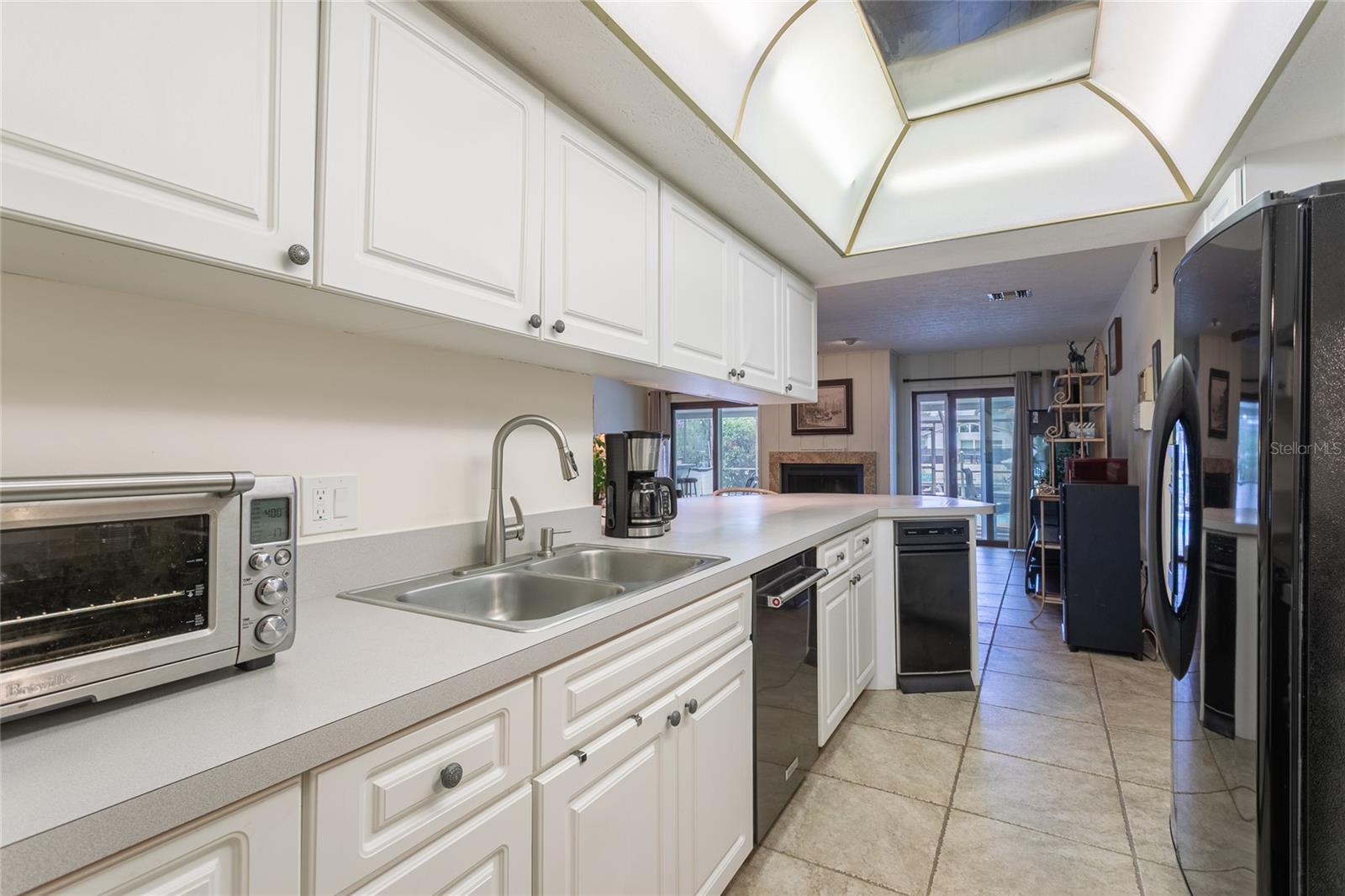 Image 14 of 70 For 6104 Schooner Way