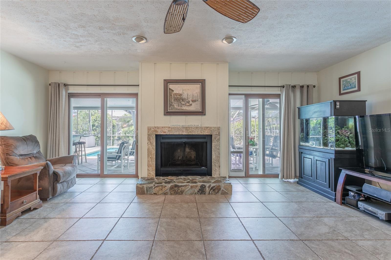 Image 19 of 70 For 6104 Schooner Way