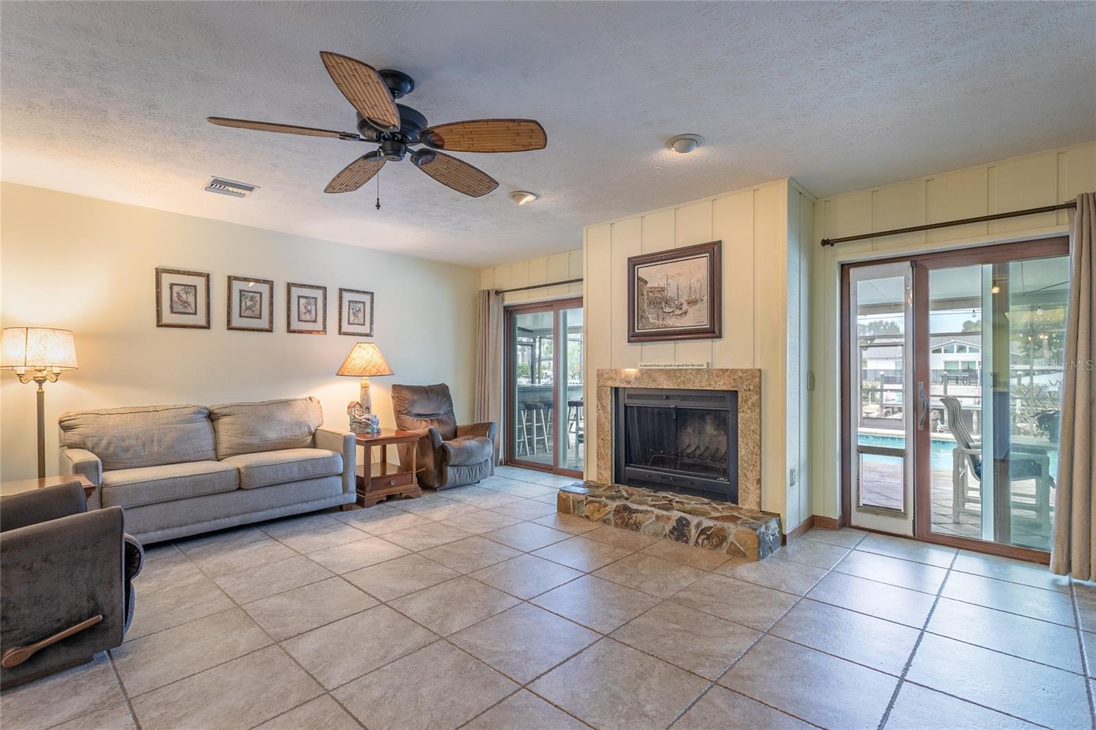 Image 21 of 70 For 6104 Schooner Way