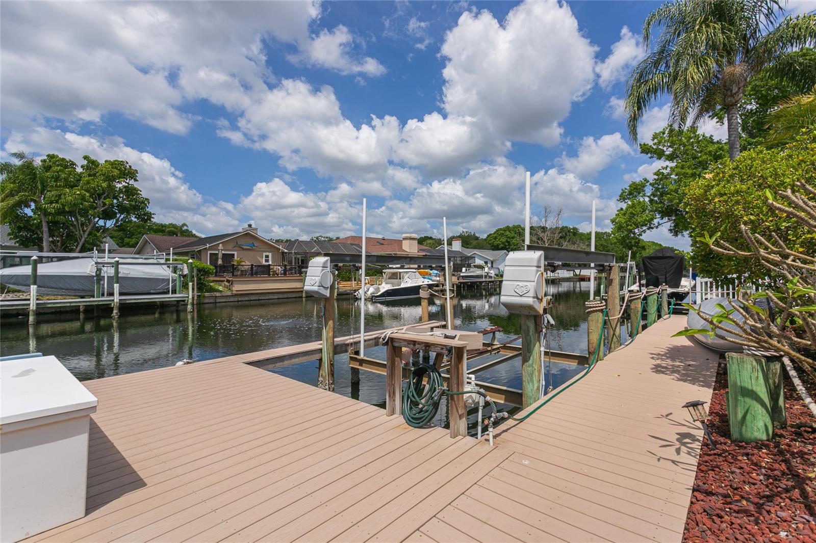 Image 5 of 70 For 6104 Schooner Way