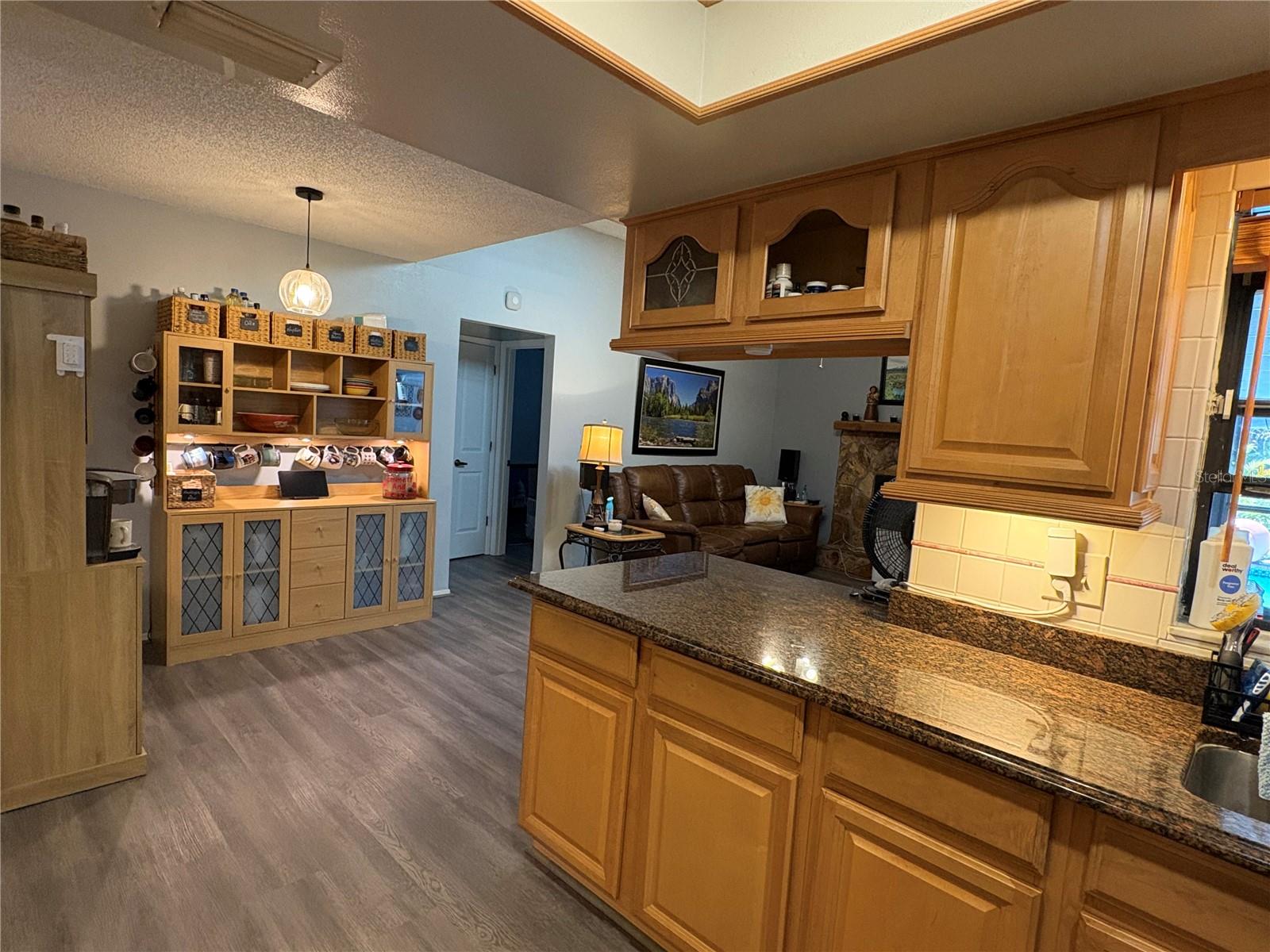 Listing photo id 12 for 12014 Littleberry Court