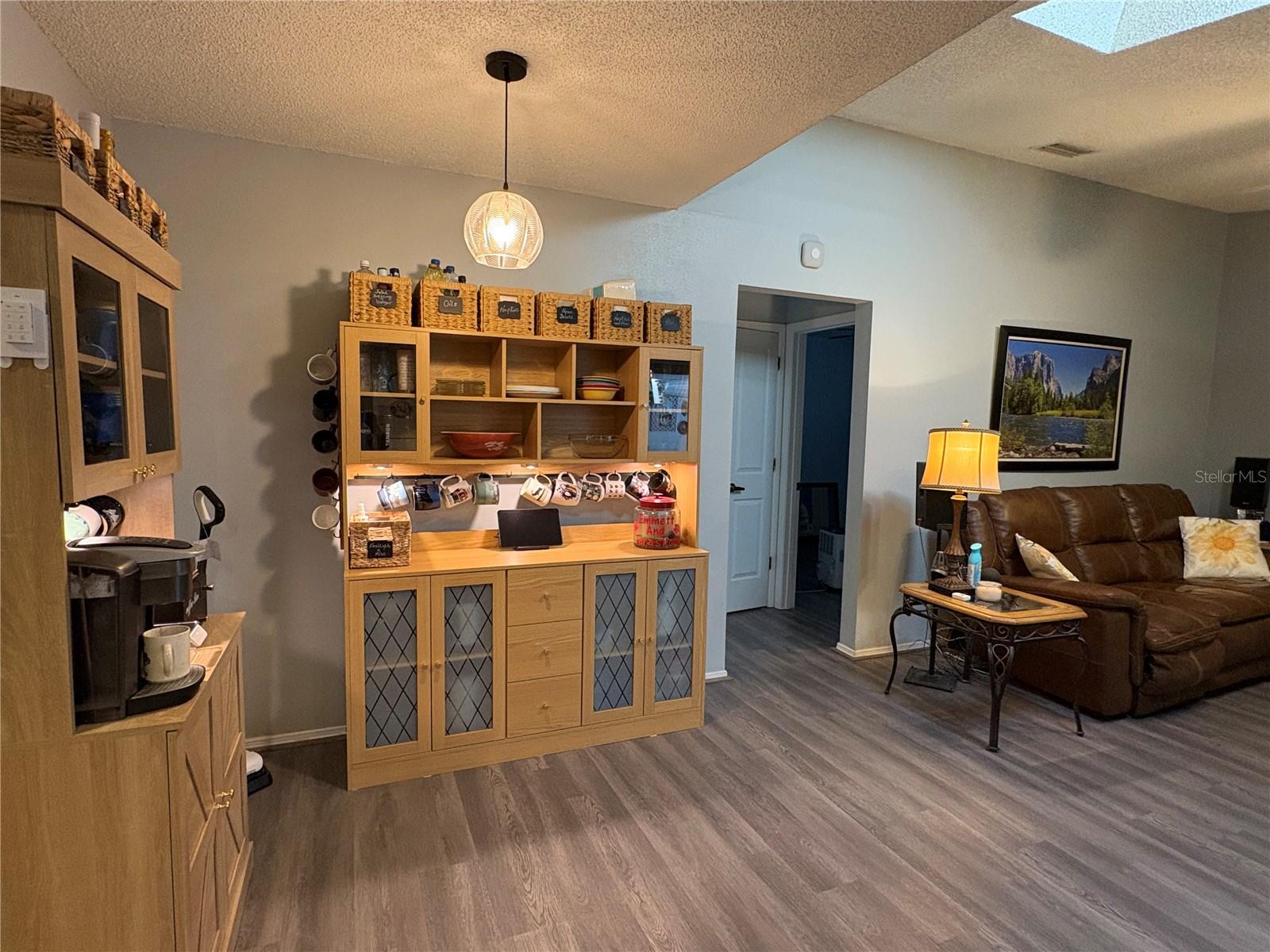 Listing photo id 13 for 12014 Littleberry Court