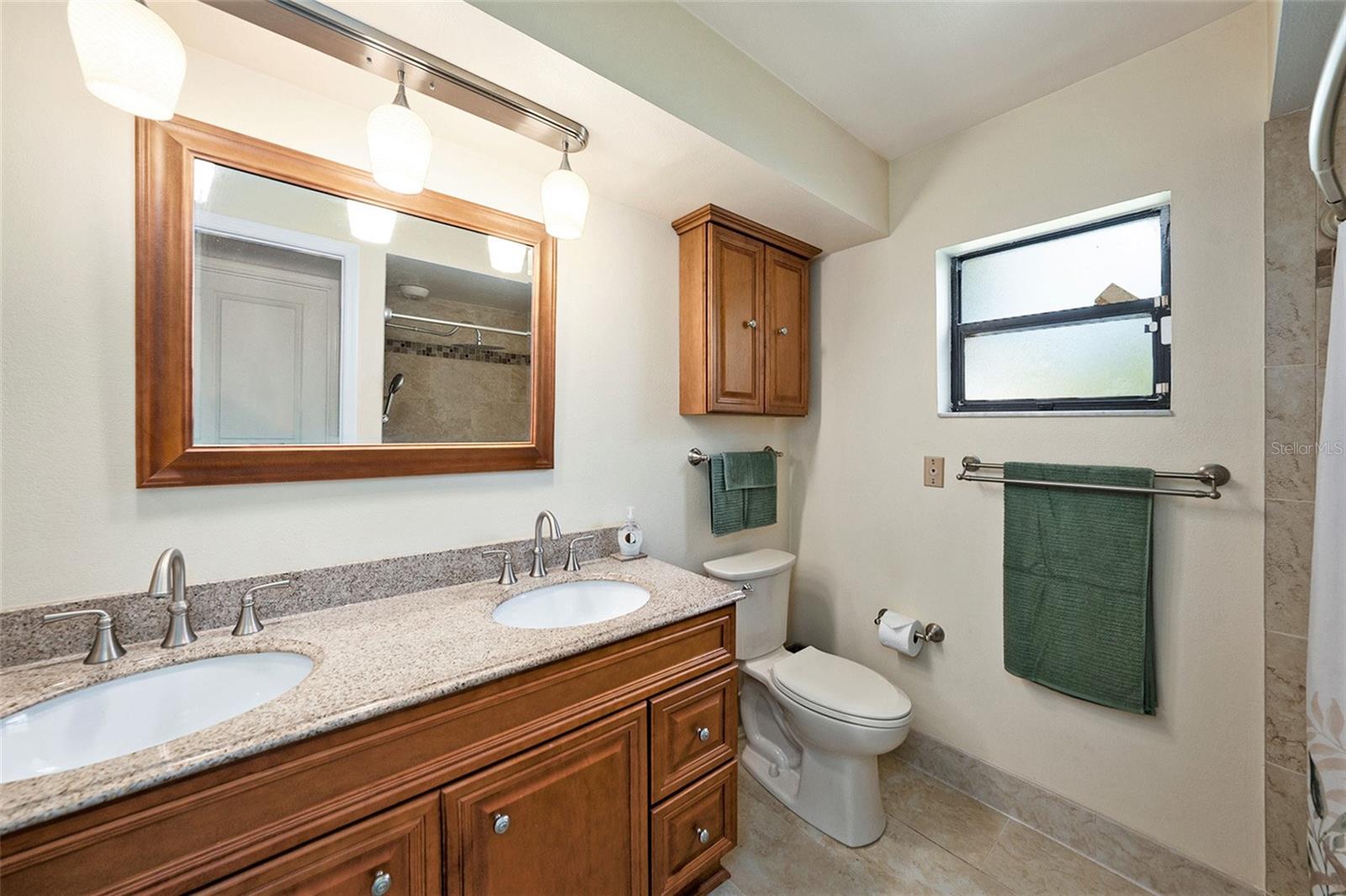 Listing photo id 20 for 12014 Littleberry Court