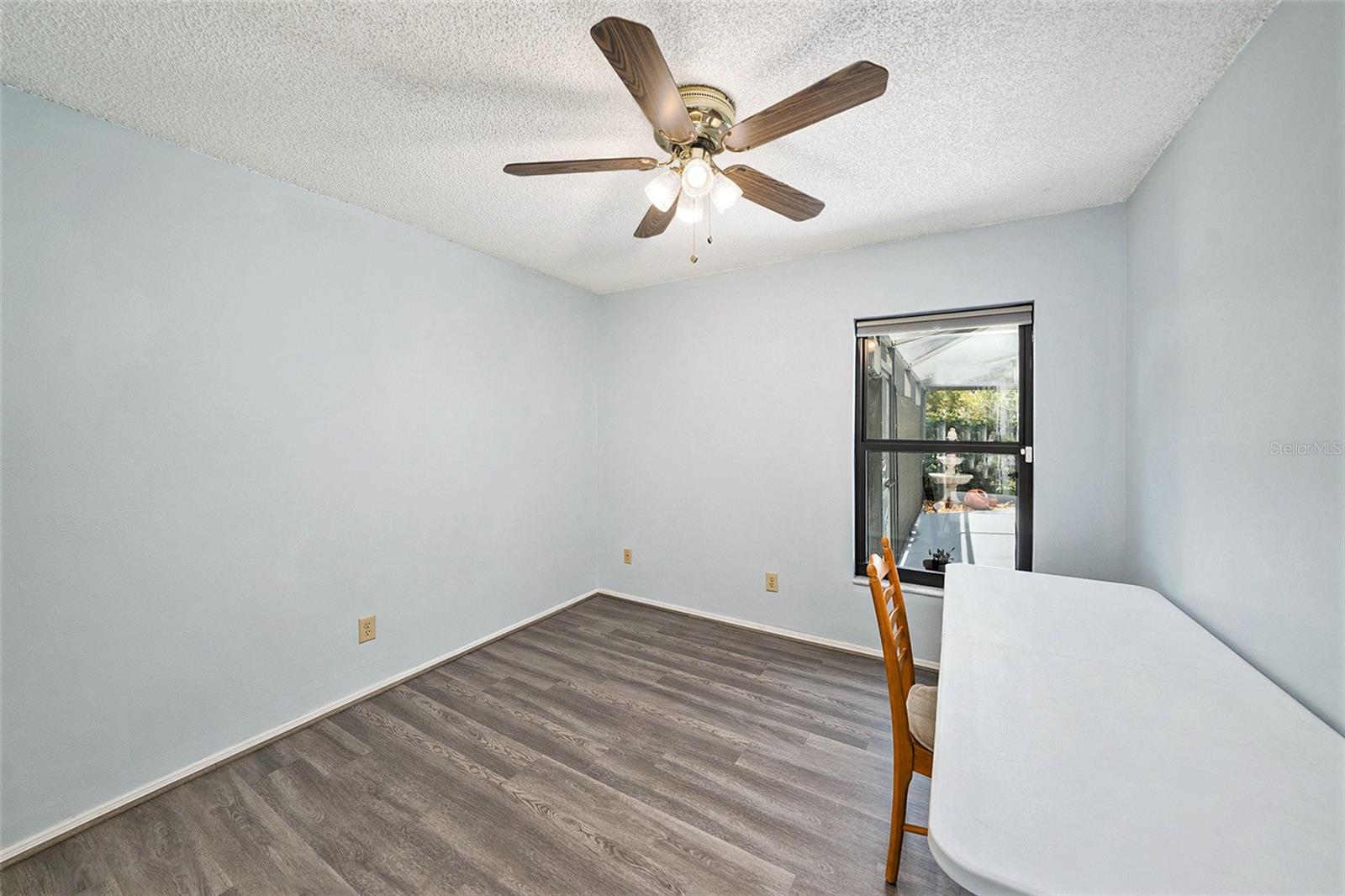 Listing photo id 21 for 12014 Littleberry Court