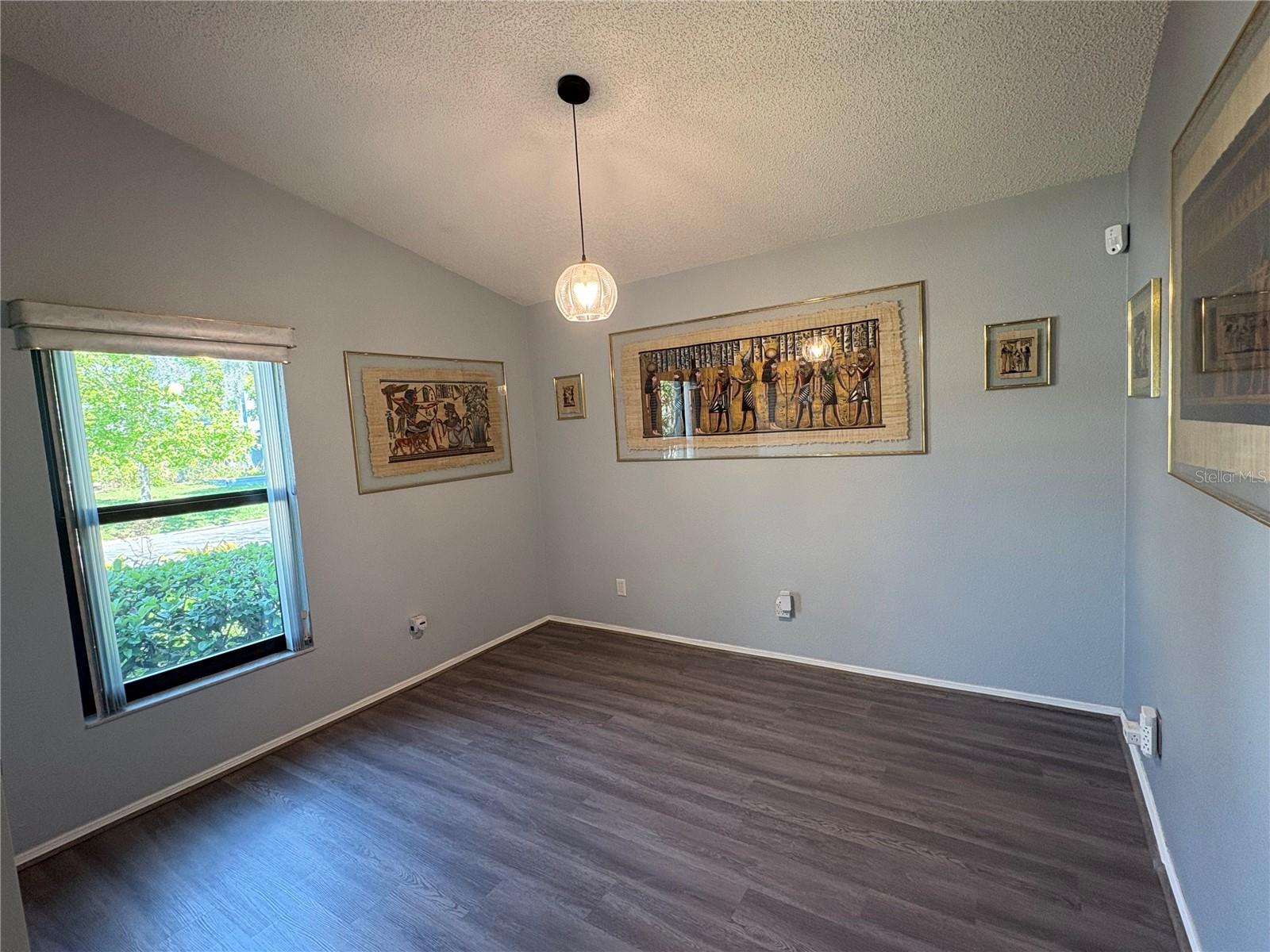 Listing photo id 25 for 12014 Littleberry Court