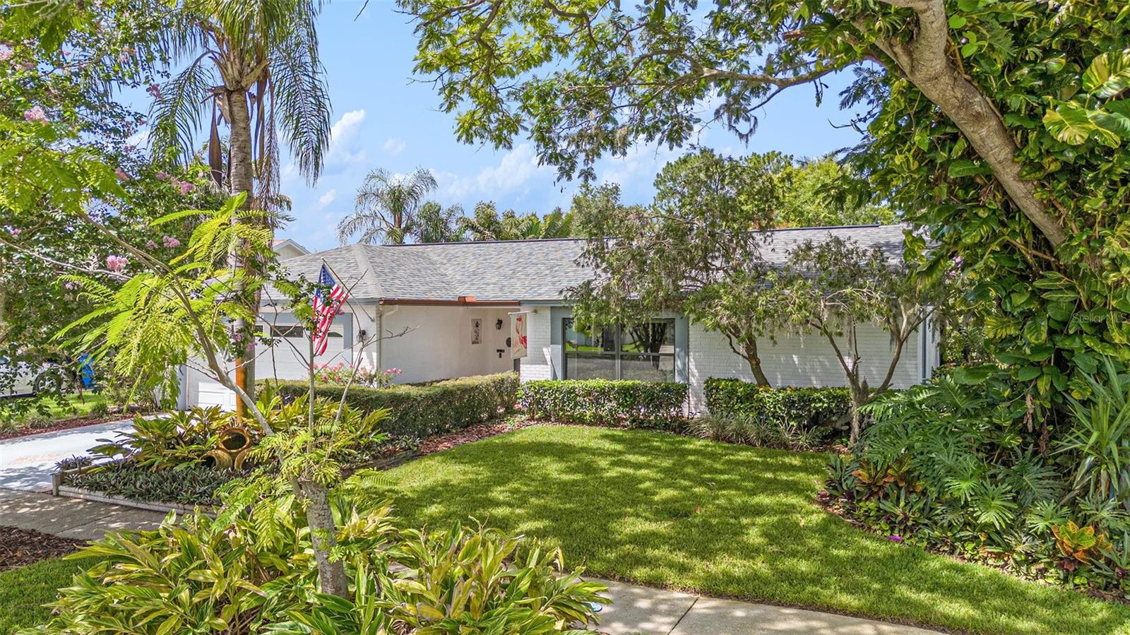 Listing photo id 3 for 12014 Littleberry Court