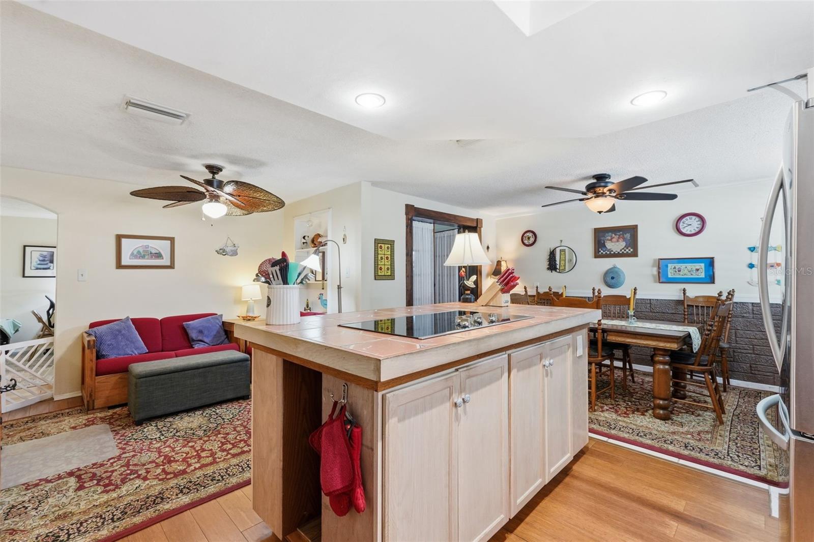 Image 11 of 34 For 3226 Fairmount Drive