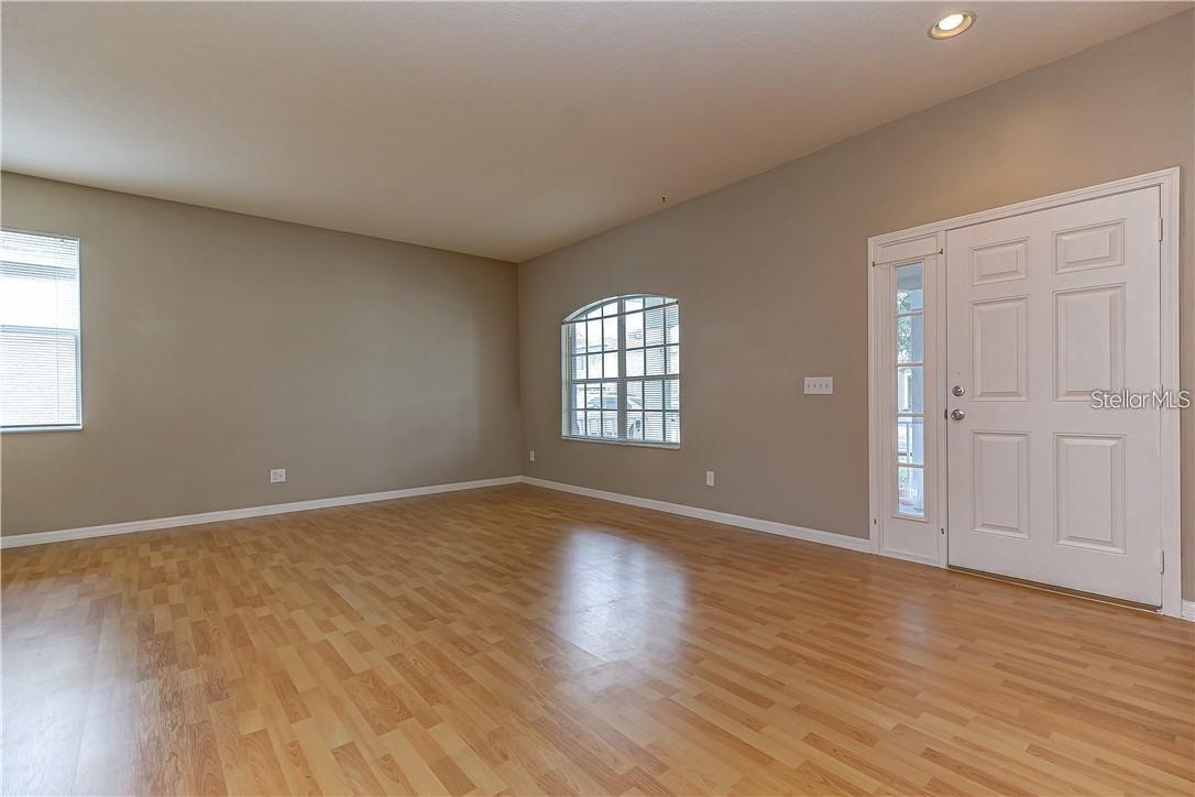 Image 9 of 29 For 4732 Red Pine Way