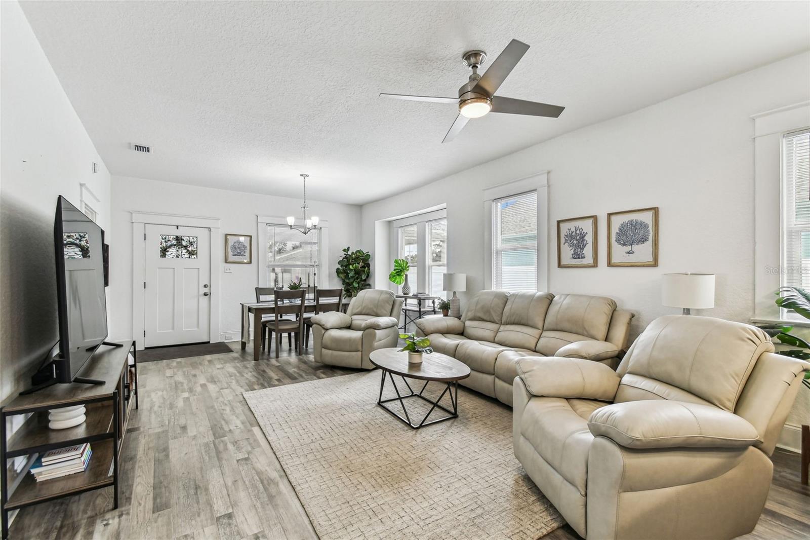 Image 3 of 61 For 904 Hamilton Avenue