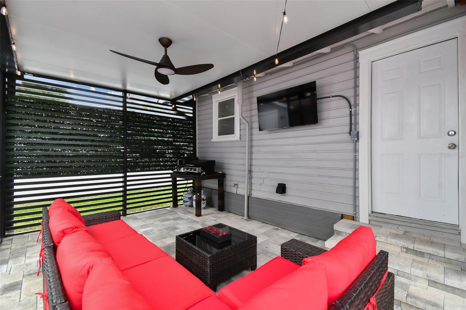 Image 44 of 61 For 904 Hamilton Avenue