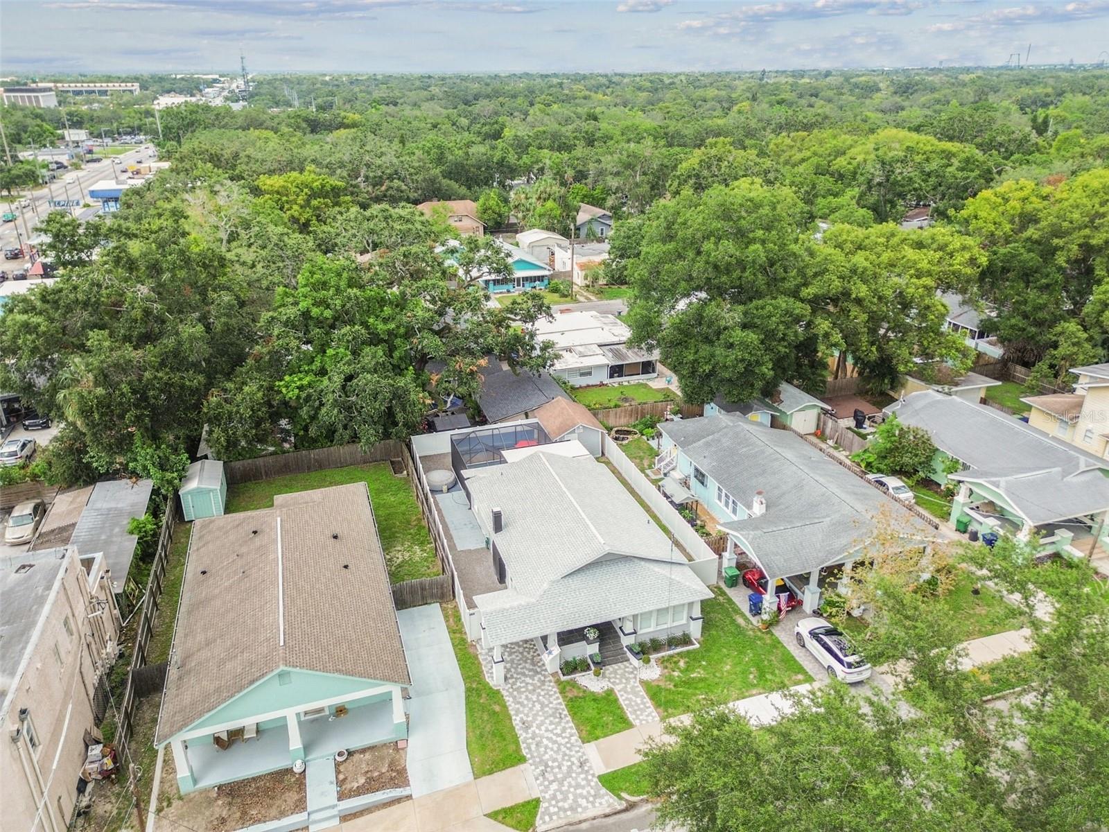 Image 53 of 61 For 904 Hamilton Avenue