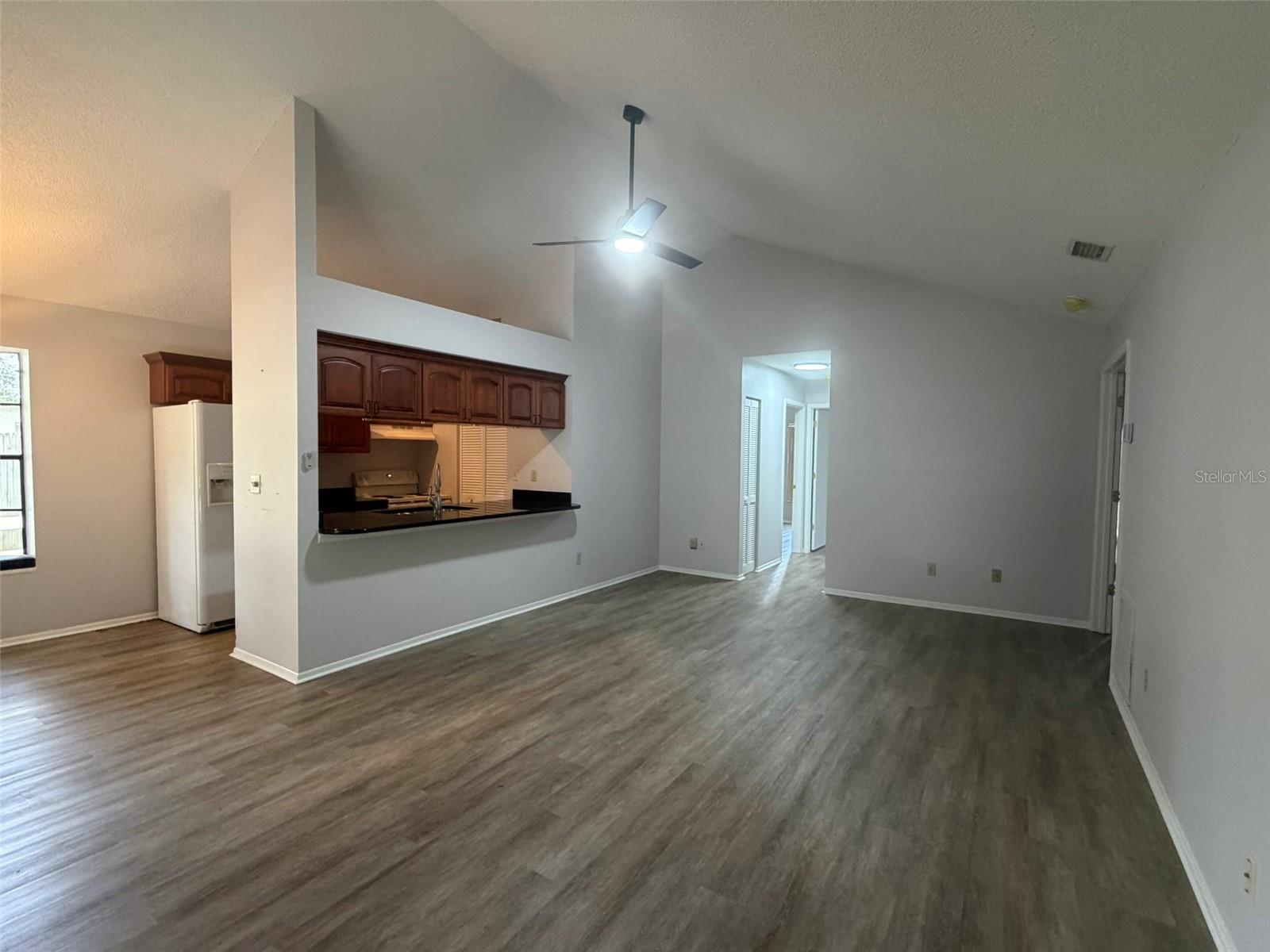 Image 3 of 16 For 3781 Lake Shore Drive