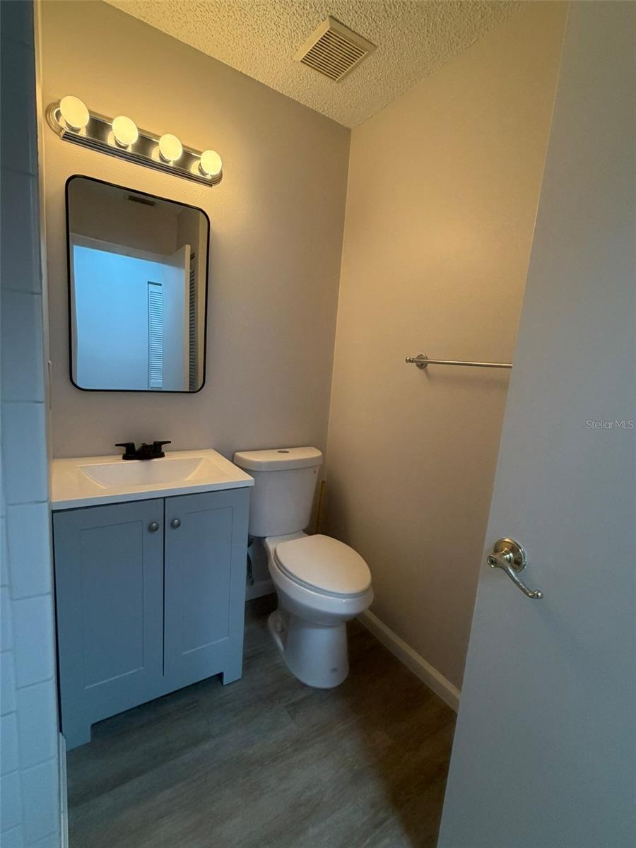 Image 6 of 16 For 3781 Lake Shore Drive