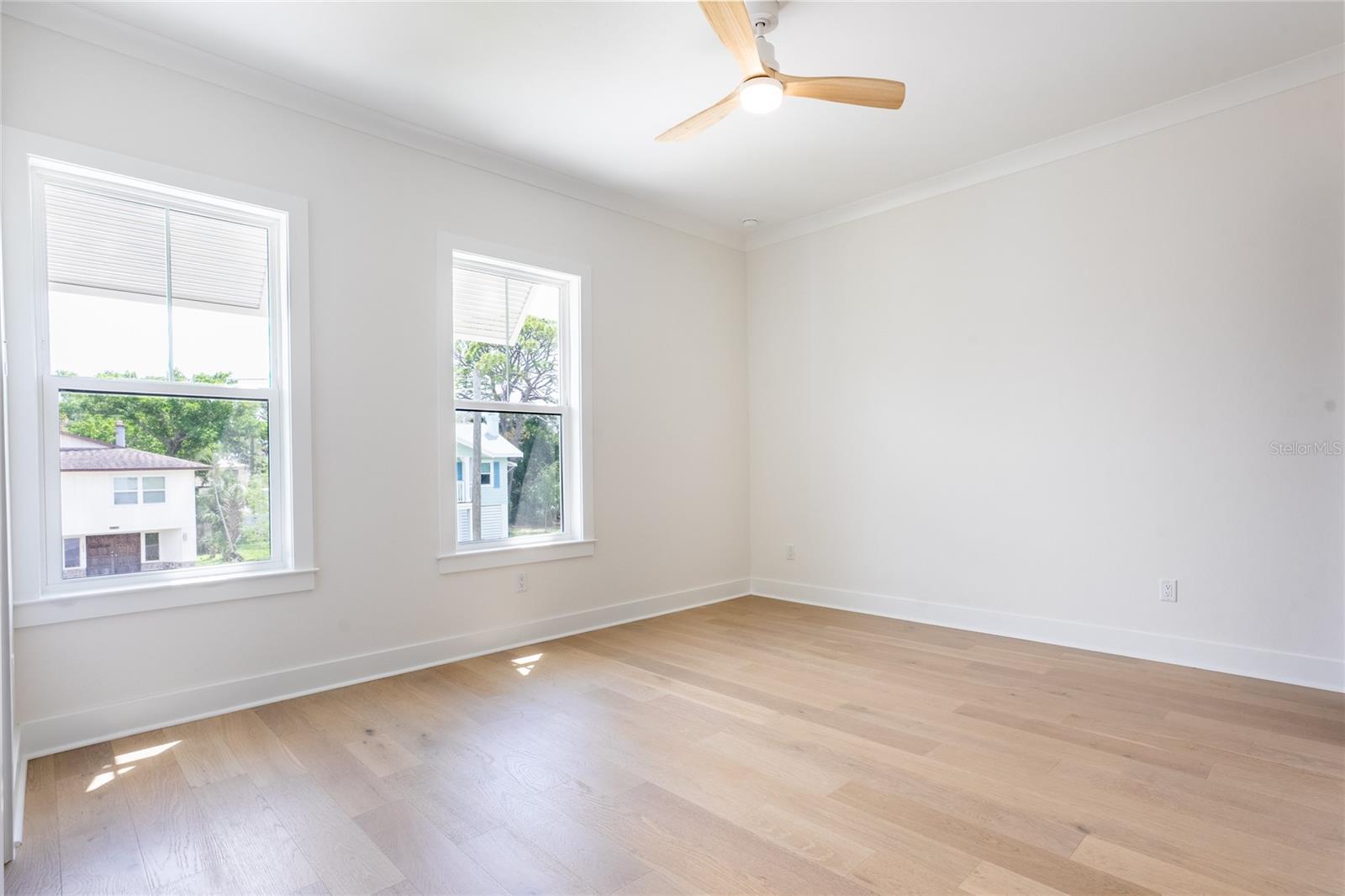 Image 25 of 52 For 1851 Mississippi Avenue Ne