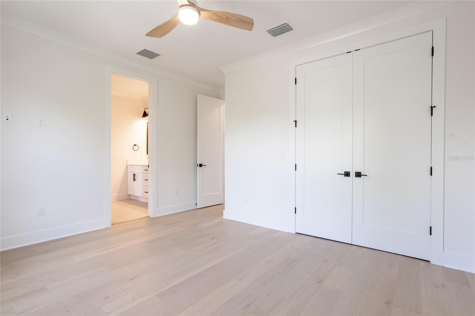 Image 31 of 52 For 1851 Mississippi Avenue Ne