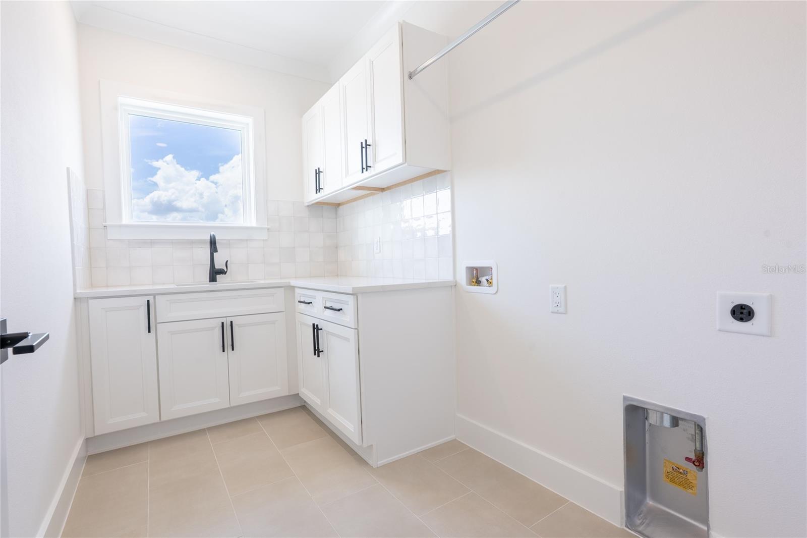 Image 32 of 52 For 1851 Mississippi Avenue Ne