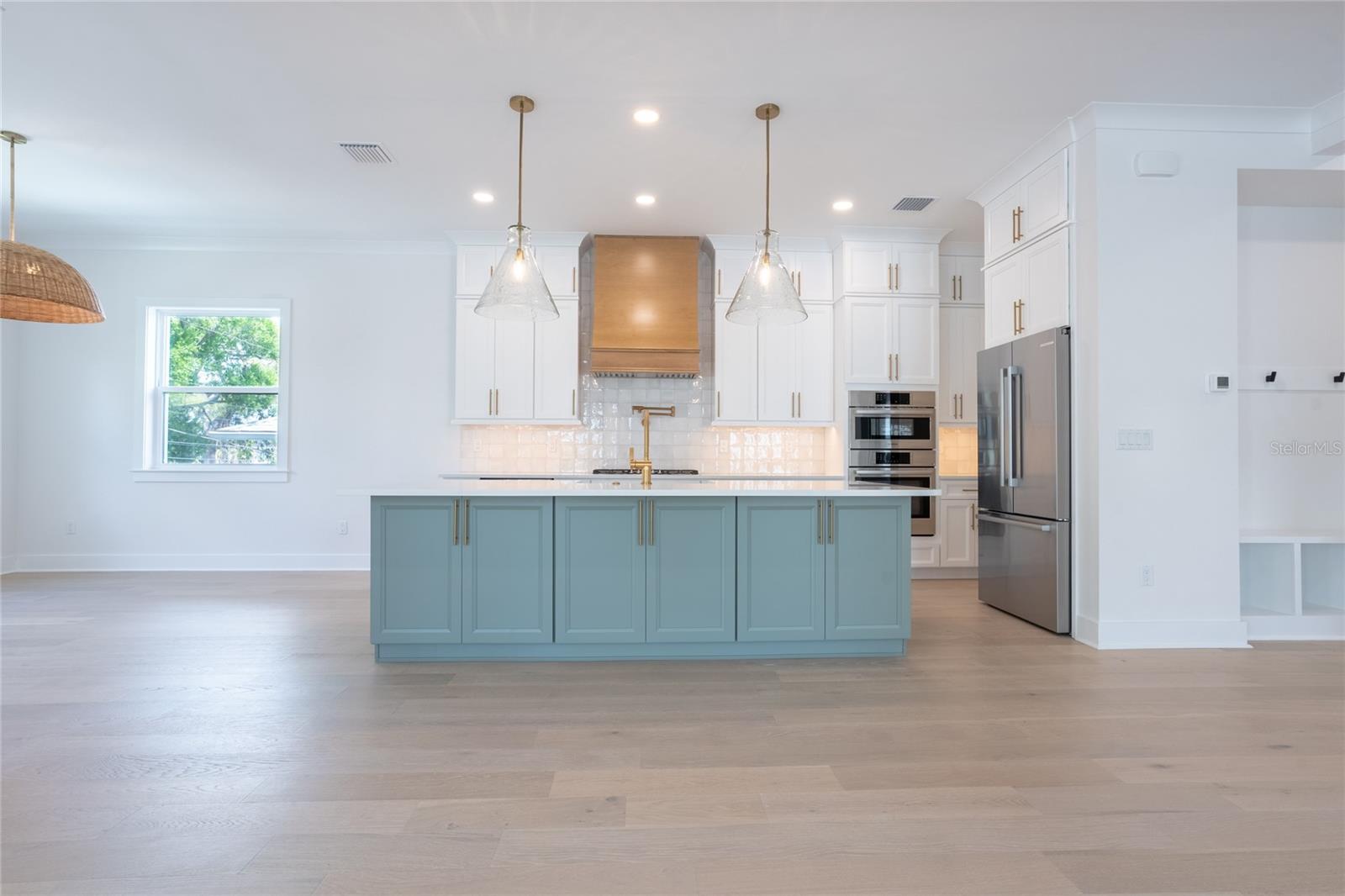 Image 9 of 52 For 1851 Mississippi Avenue Ne