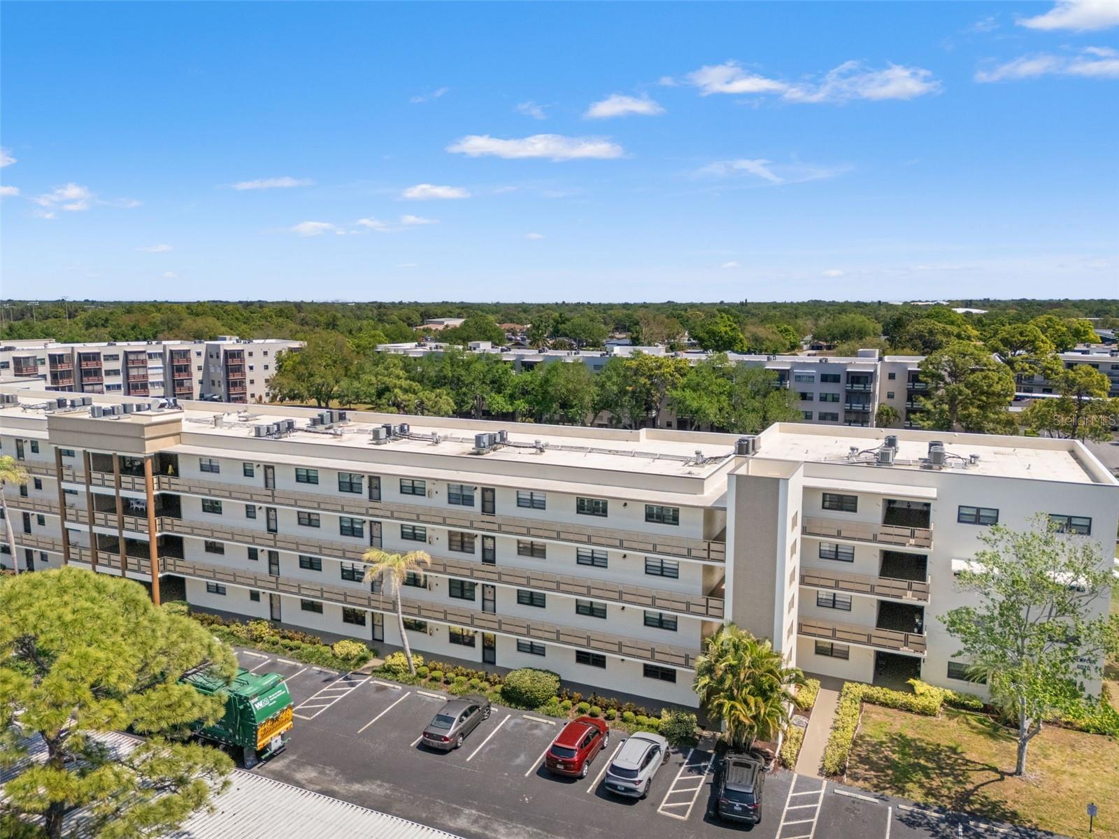 Image 11 of 44 For 6070 80th Street N 410