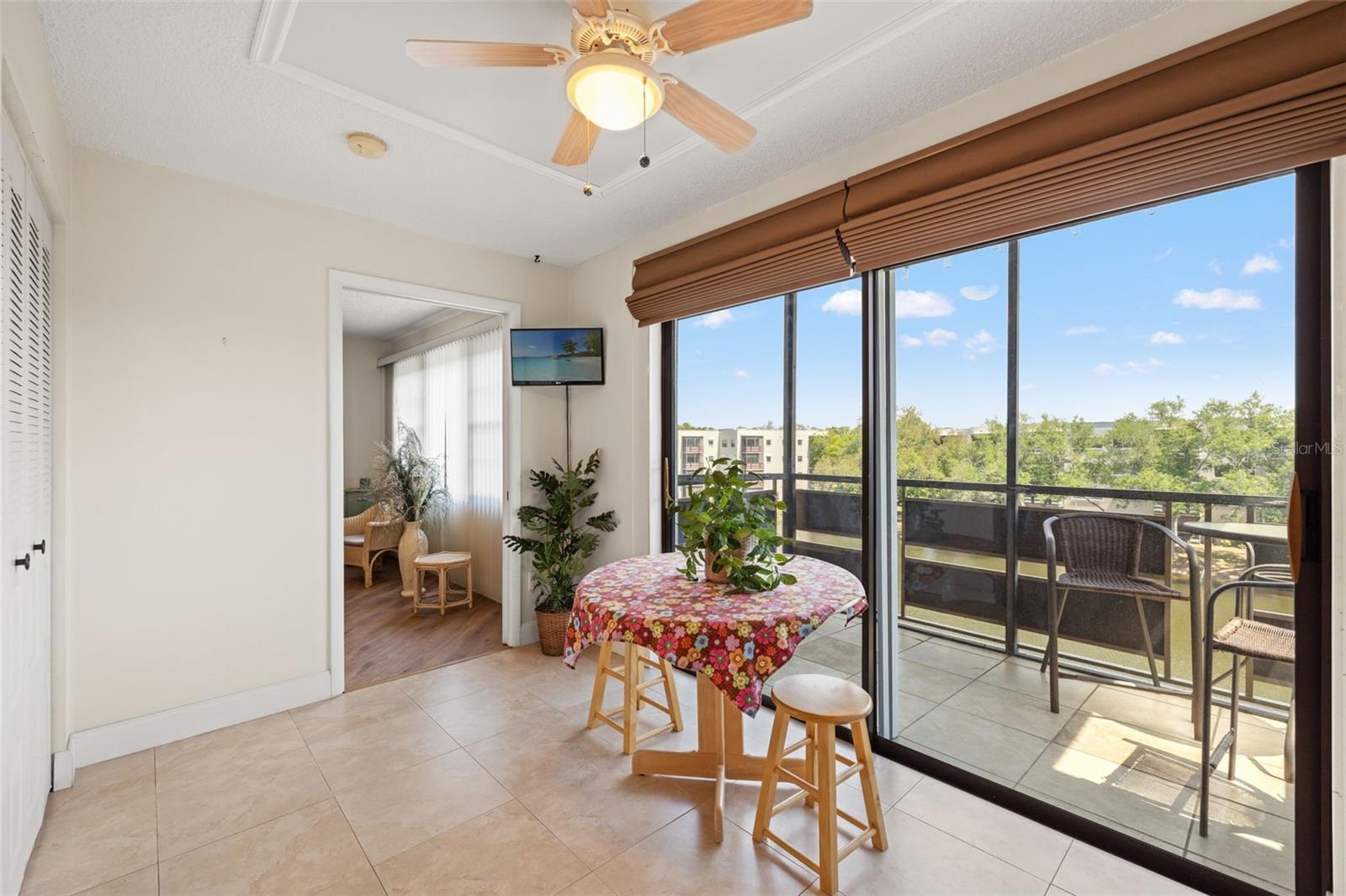 Image 18 of 44 For 6070 80th Street N 410