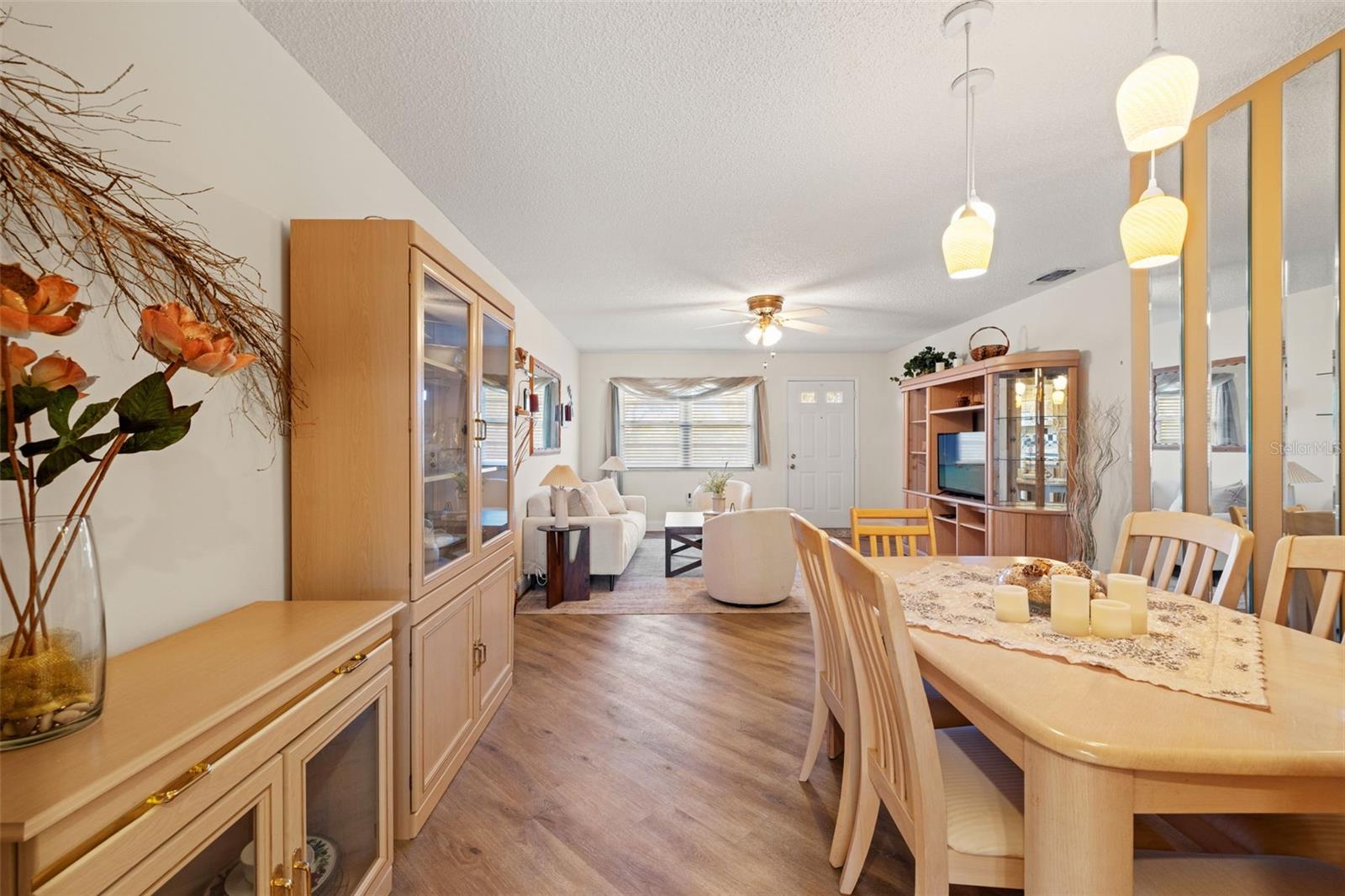 Image 21 of 44 For 6070 80th Street N 410