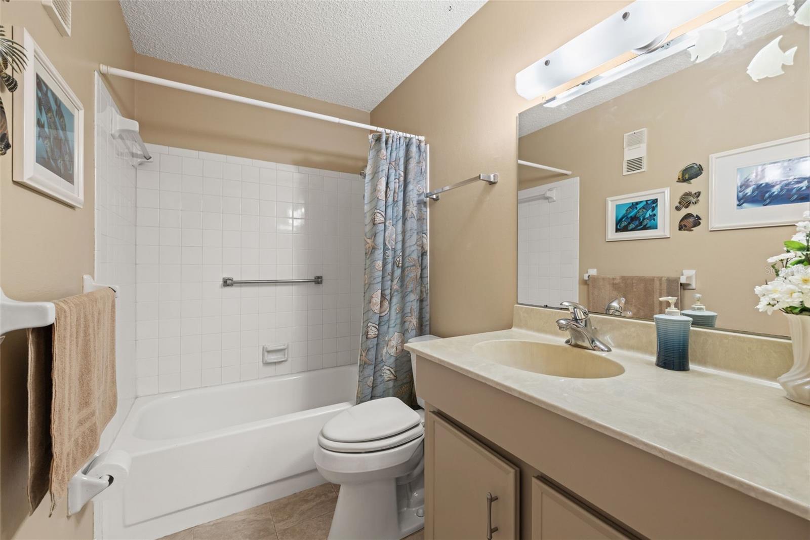 Image 27 of 44 For 6070 80th Street N 410