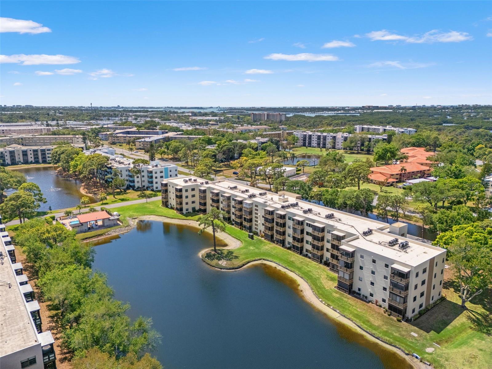 Image 6 of 44 For 6070 80th Street N 410