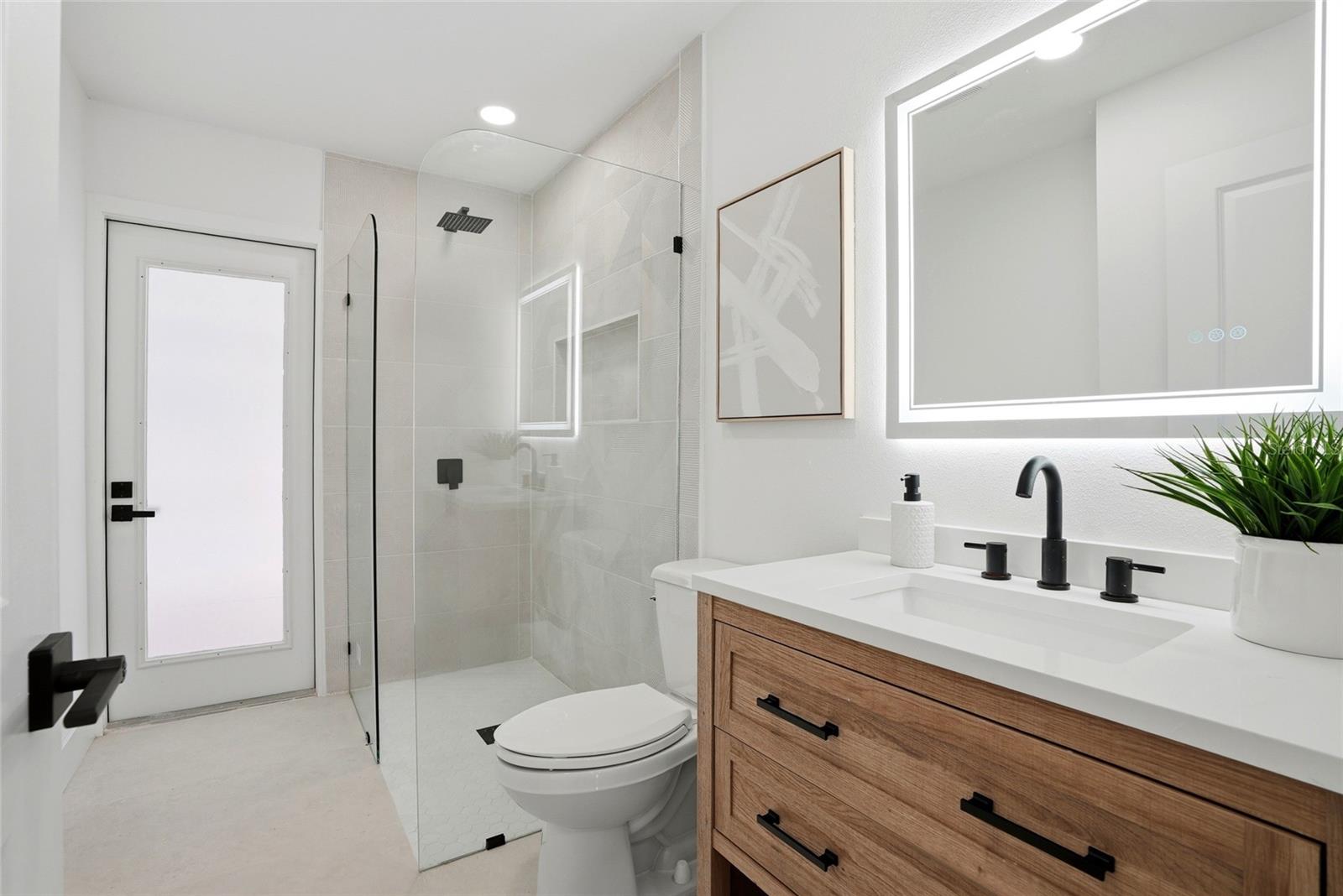 Image 31 of 51 For 4816 79th Avenue Plaza E