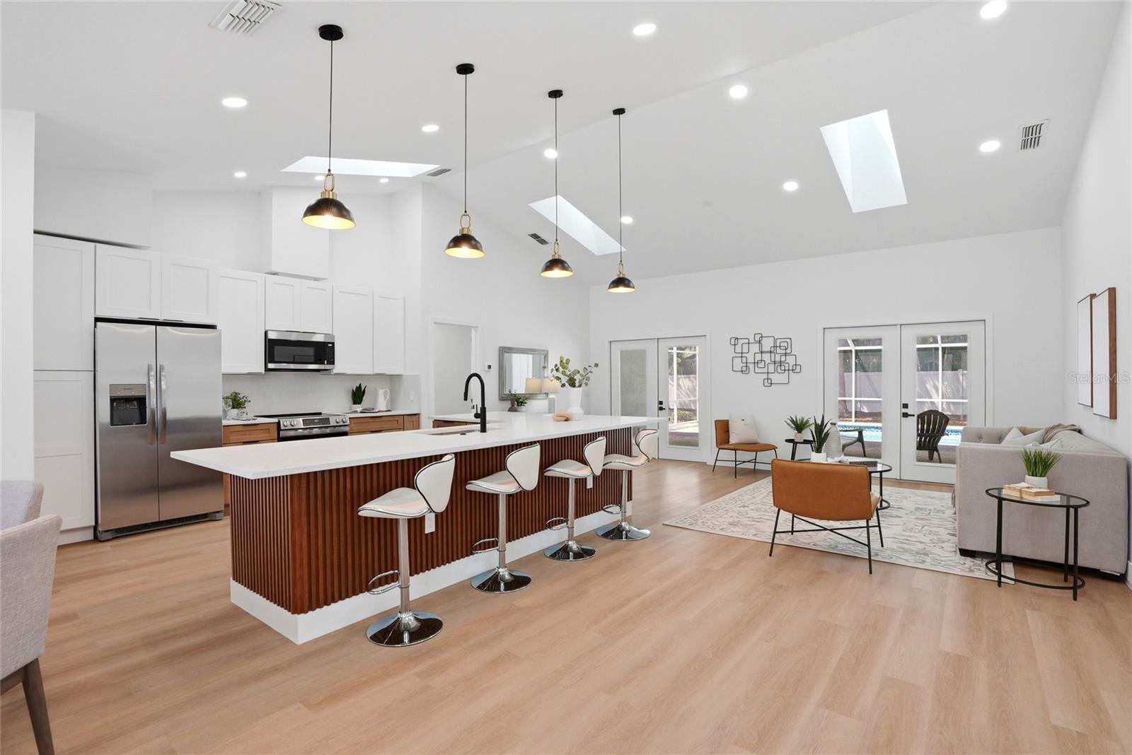 Image 5 of 51 For 4816 79th Avenue Plaza E